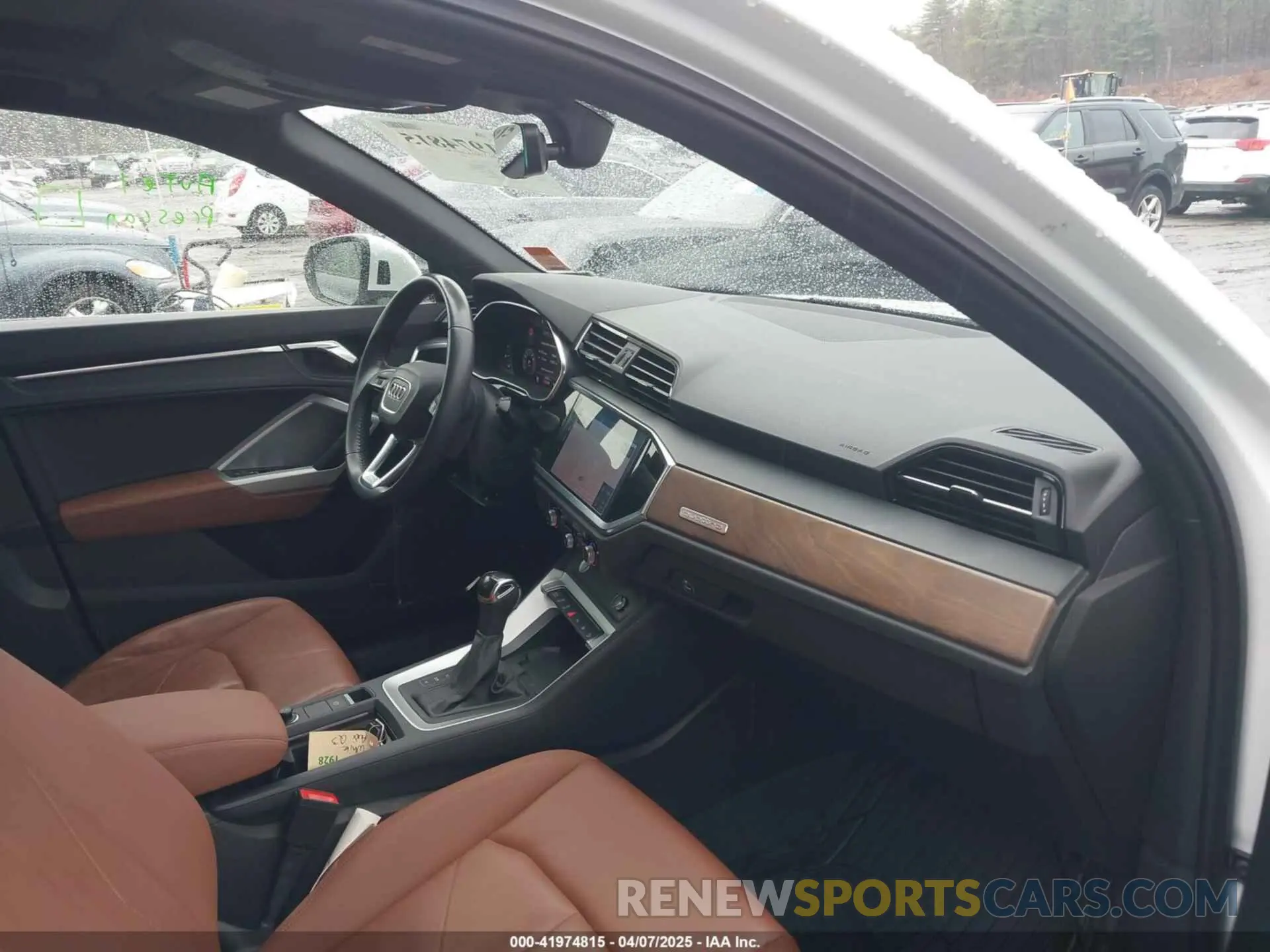 5 Фотография поврежденного автомобиля WA1FECF32L1105422 AUDI Q3 2020
