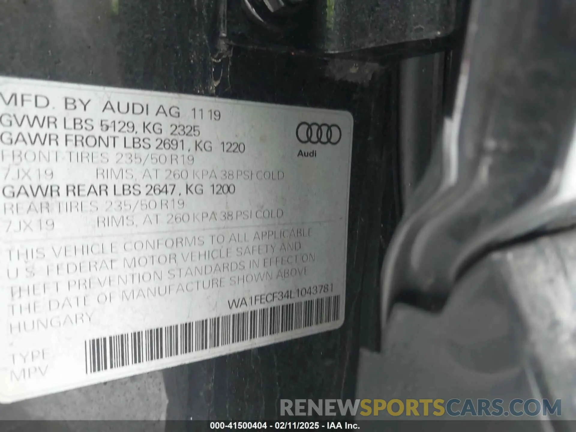 9 Photograph of a damaged car WA1FECF34L1043781 AUDI Q3 2020