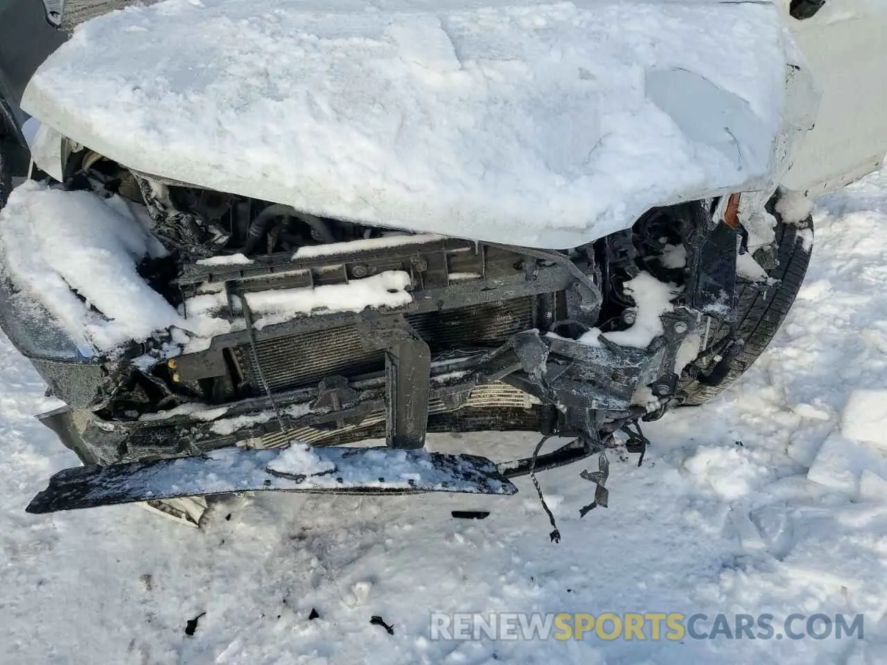12 Photograph of a damaged car WA1FECF37L1033164 AUDI Q3 2020