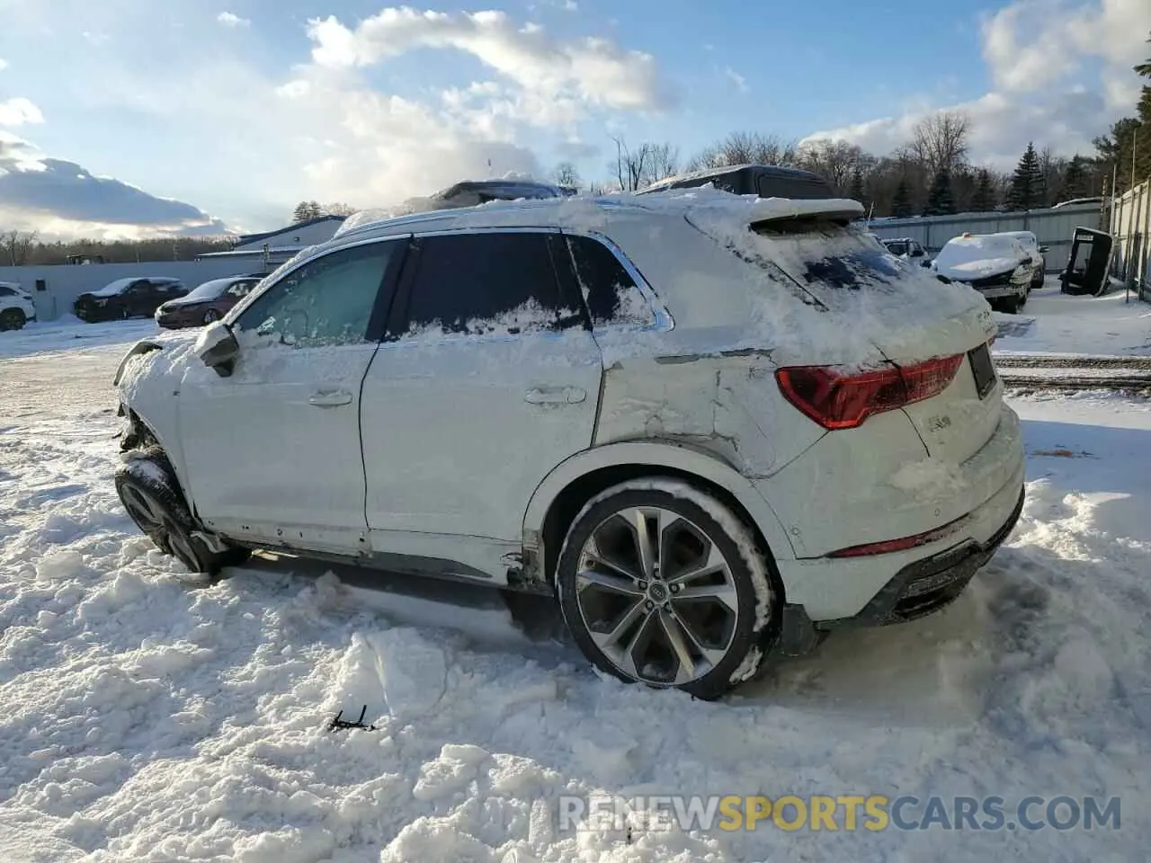 2 Photograph of a damaged car WA1FECF37L1033164 AUDI Q3 2020