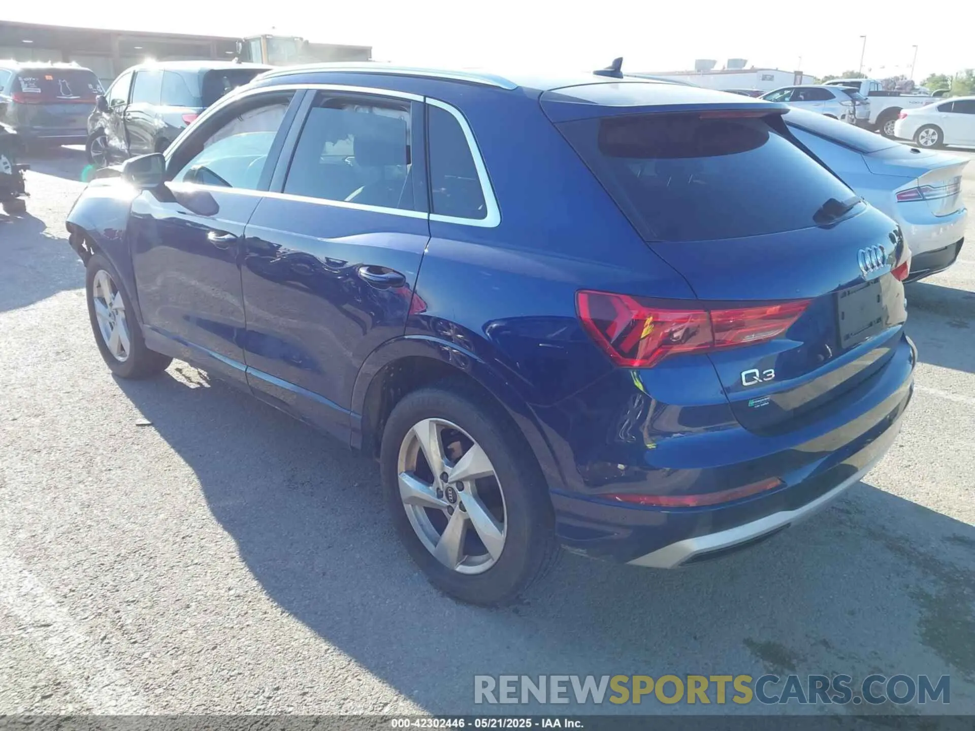 3 Фотография поврежденного автомобиля WA1AUCF31M1066532 AUDI Q3 2021