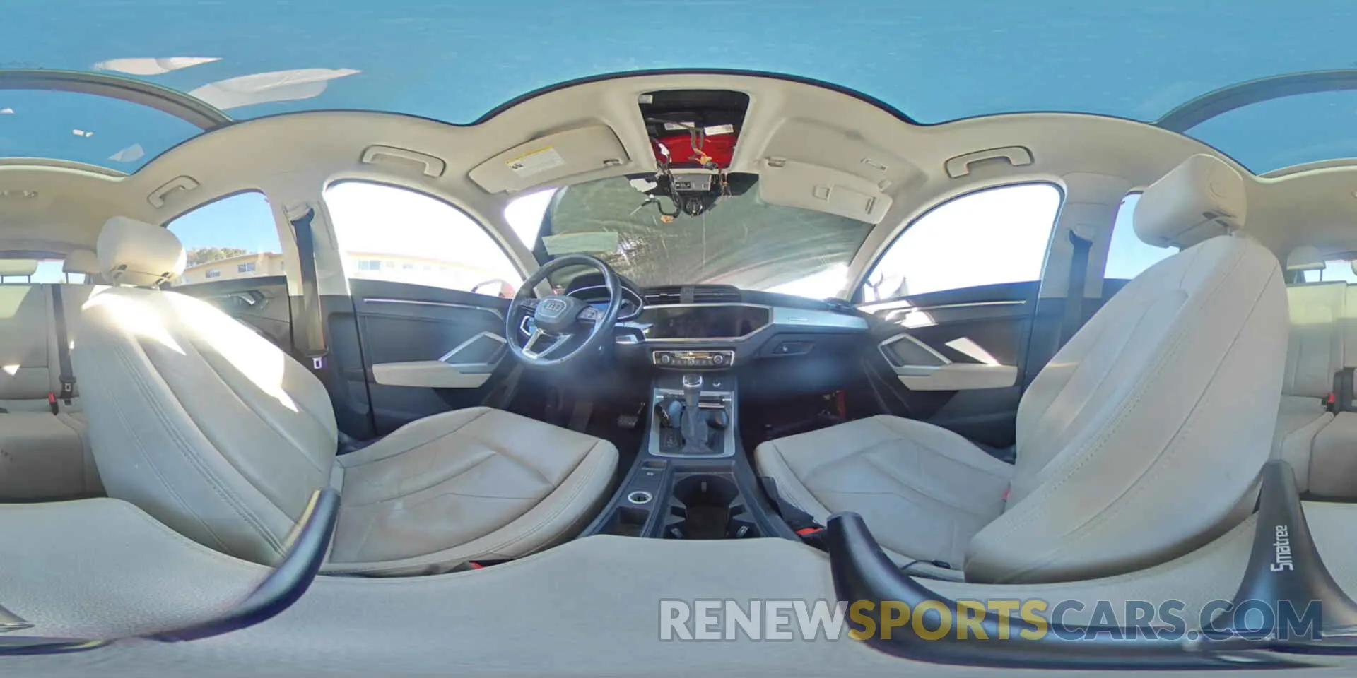 14 Photograph of a damaged car WA1AUCF33M1062126 AUDI Q3 2021