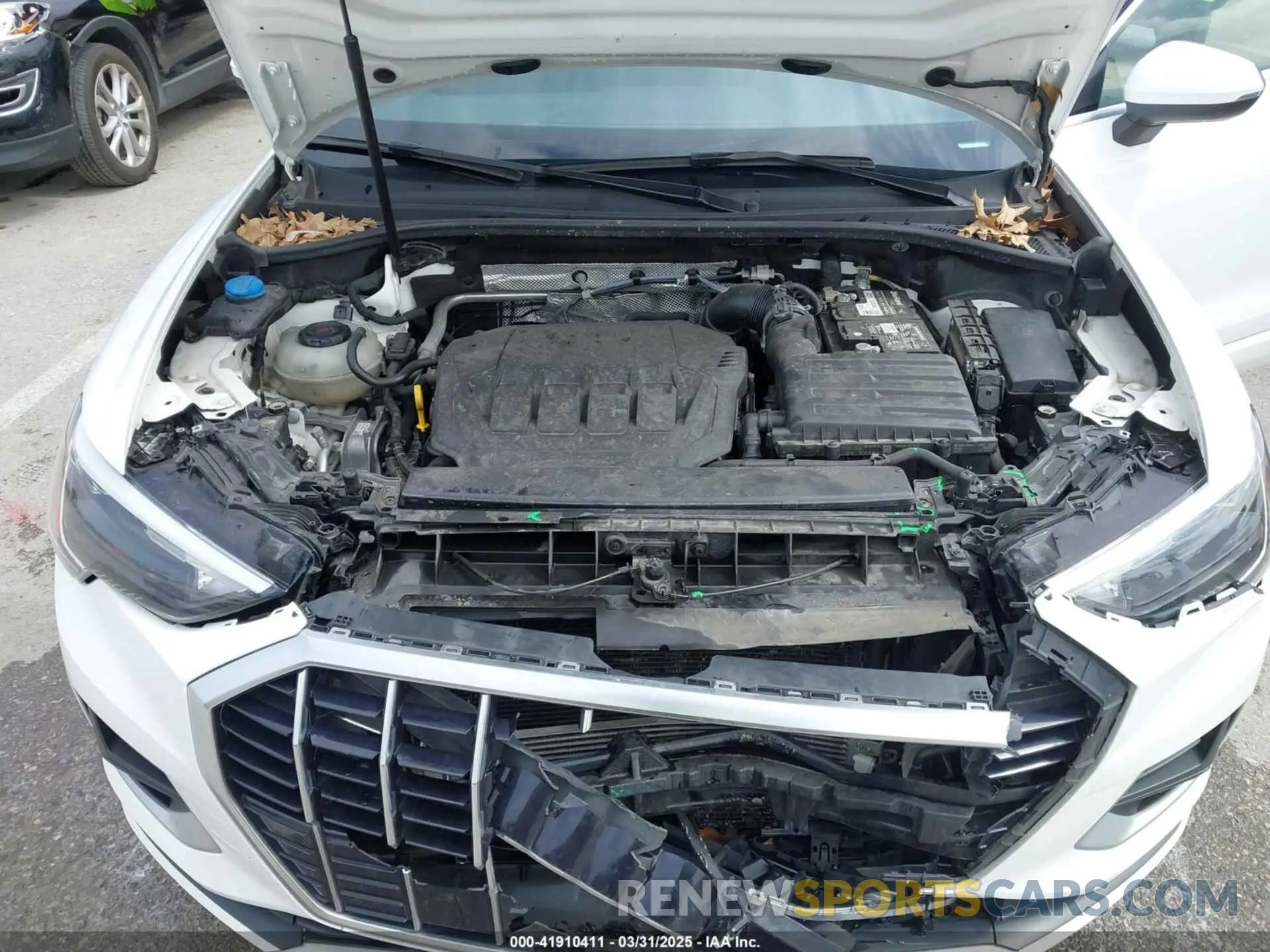 10 Photograph of a damaged car WA1AUCF33M1096437 AUDI Q3 2021