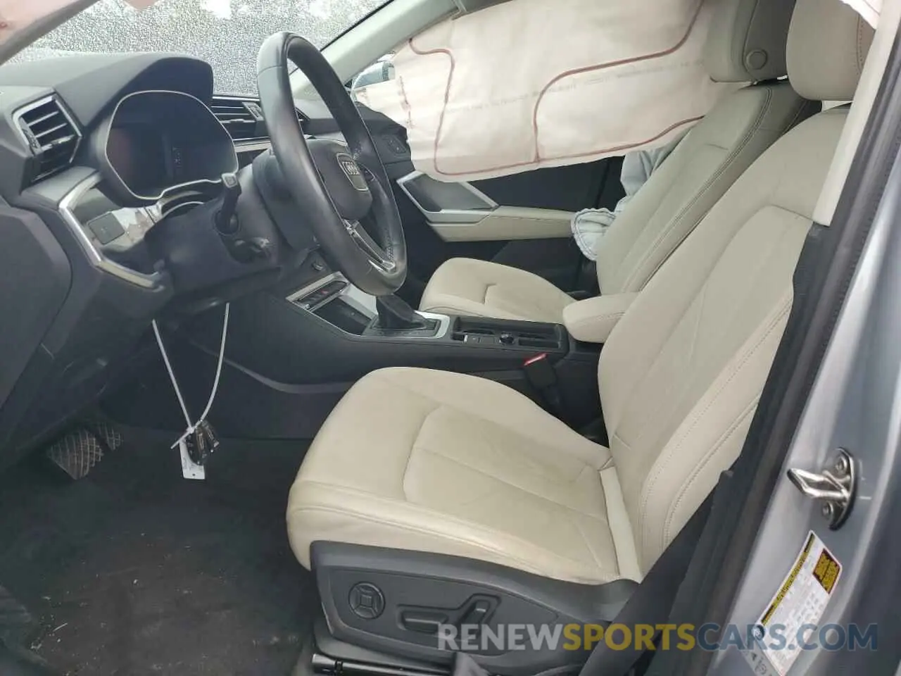 7 Photograph of a damaged car WA1AUCF34M1137464 AUDI Q3 2021