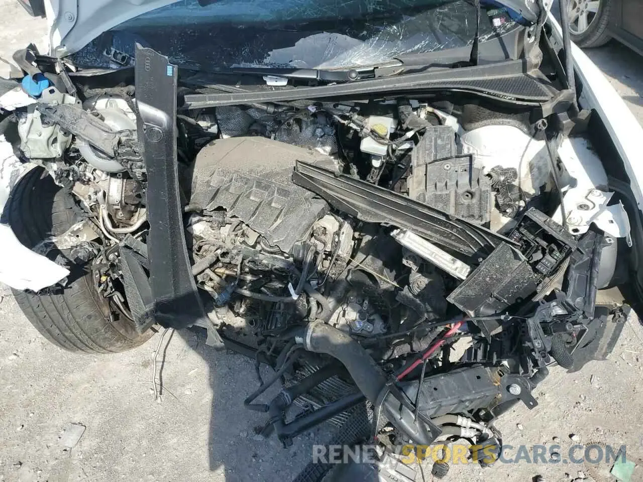 11 Photograph of a damaged car WA1AUCF36M1097372 AUDI Q3 2021