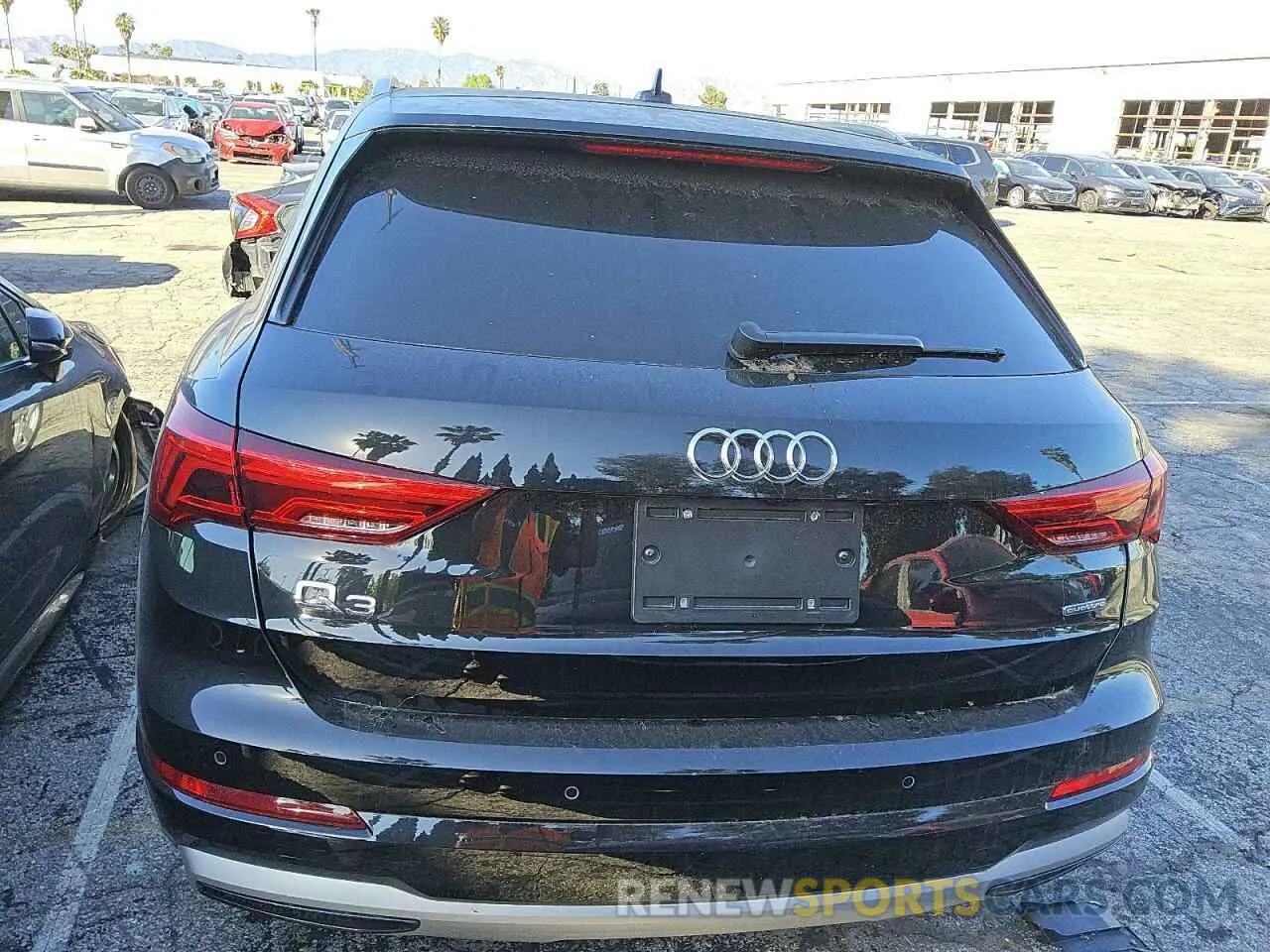 6 Photograph of a damaged car WA1AUCF38M1118626 AUDI Q3 2021