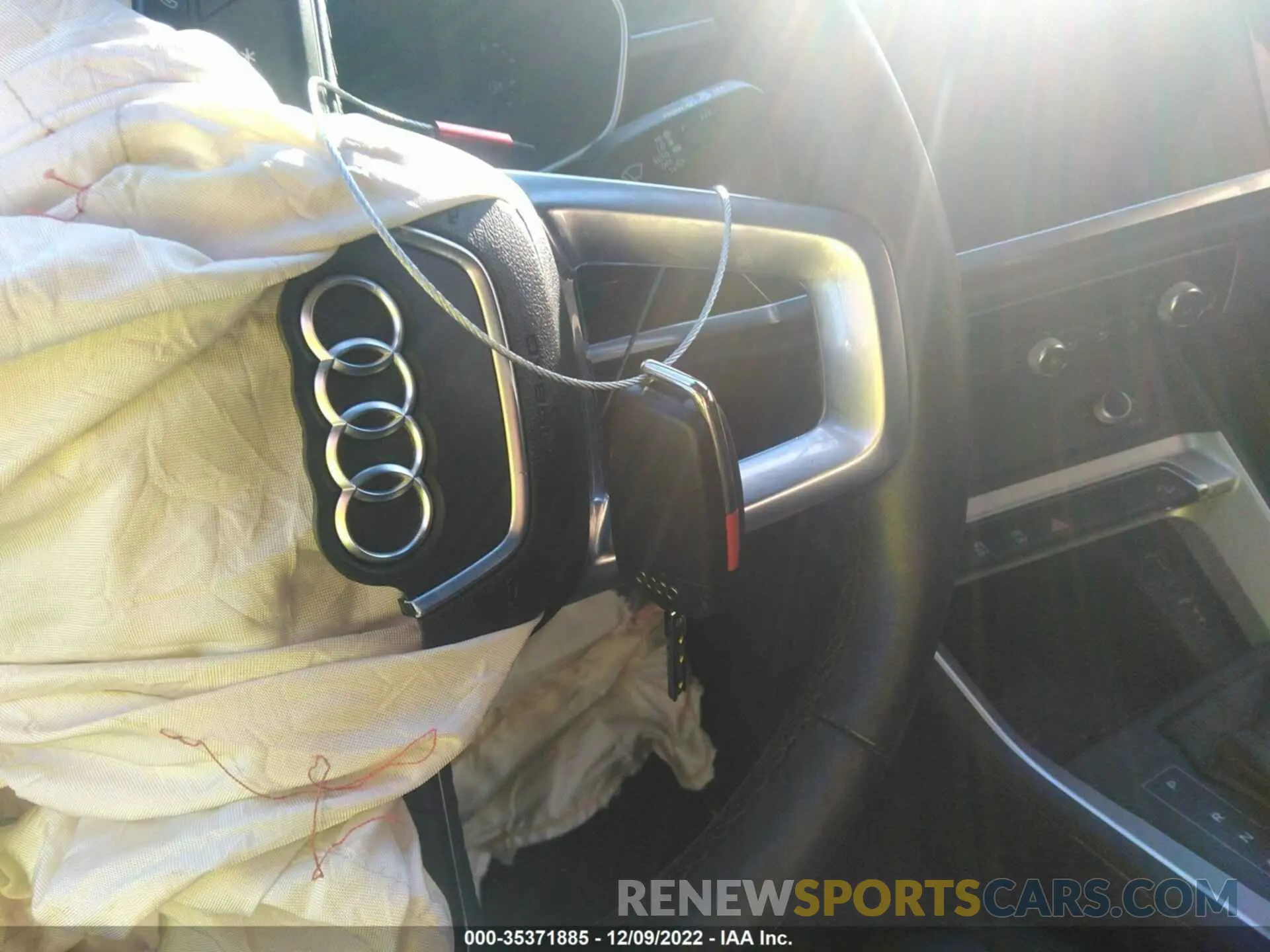 11 Photograph of a damaged car WA1AUCF38M1123289 AUDI Q3 2021