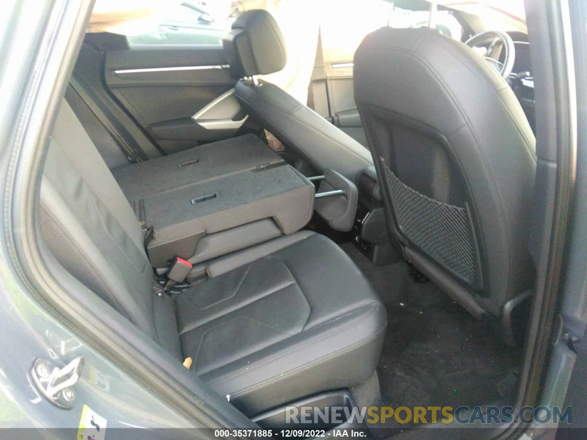 8 Photograph of a damaged car WA1AUCF38M1123289 AUDI Q3 2021