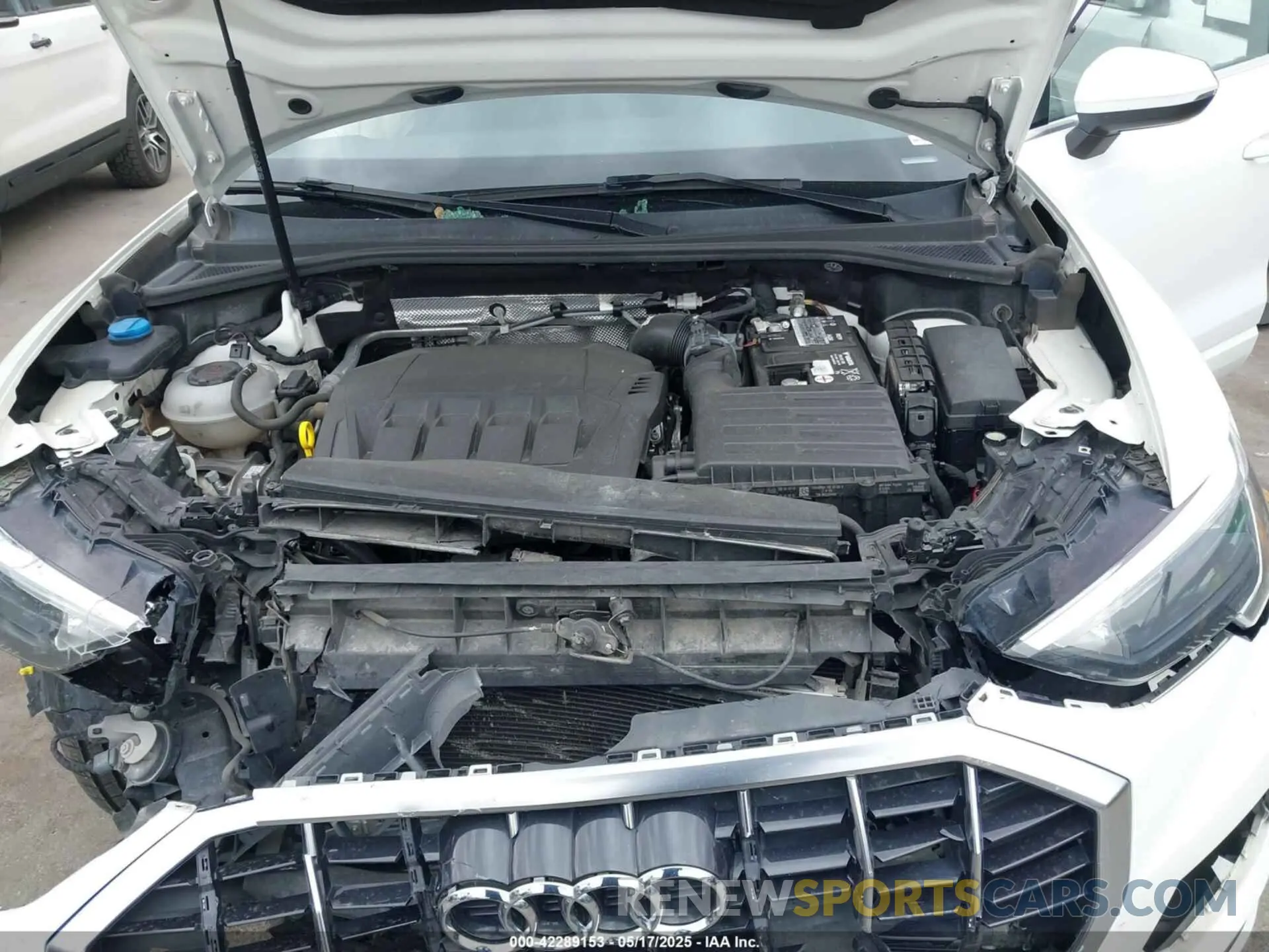 10 Photograph of a damaged car WA1AUCF39M1068531 AUDI Q3 2021