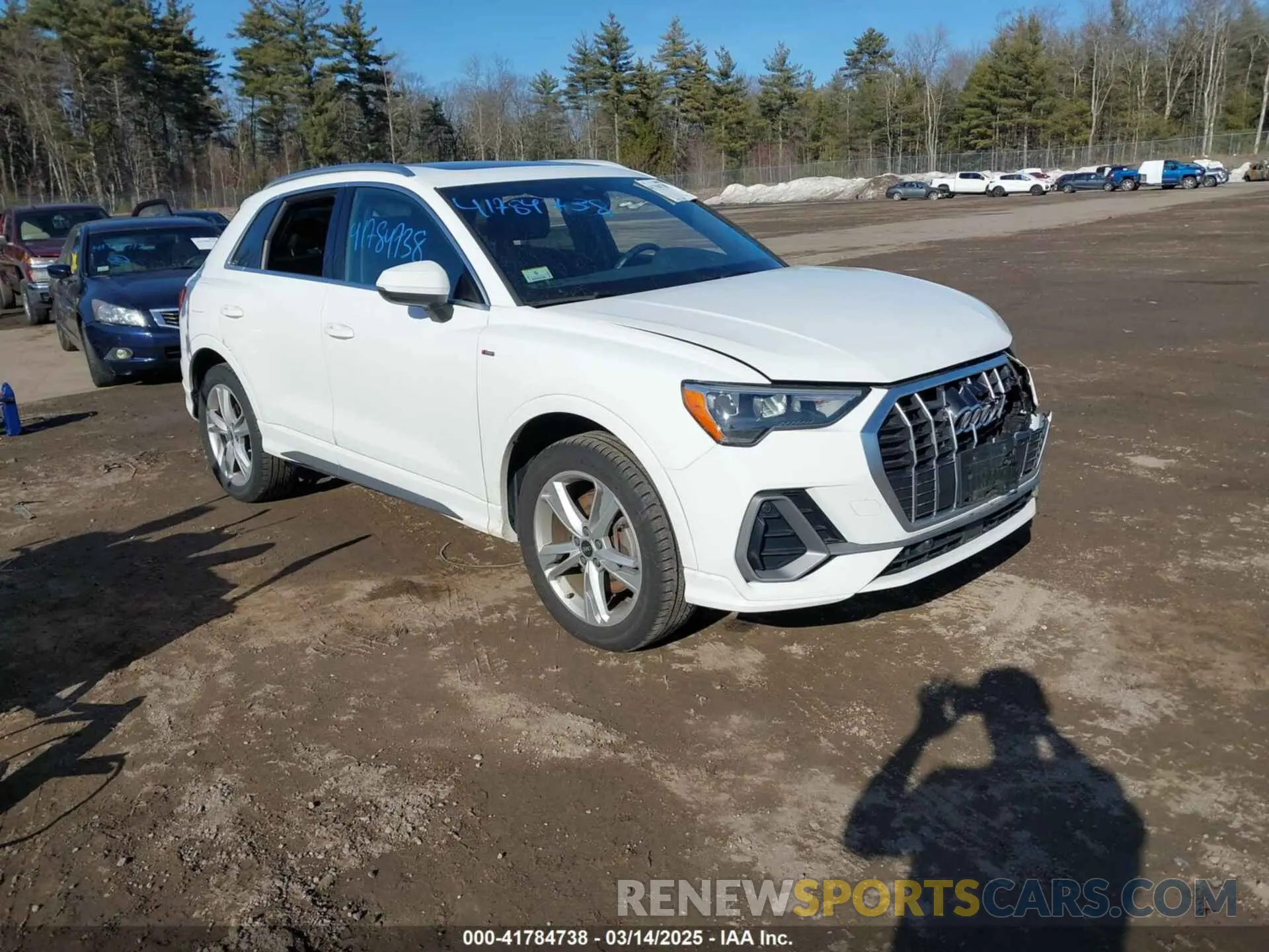 1 Photograph of a damaged car WA1DECF30M1118517 AUDI Q3 2021
