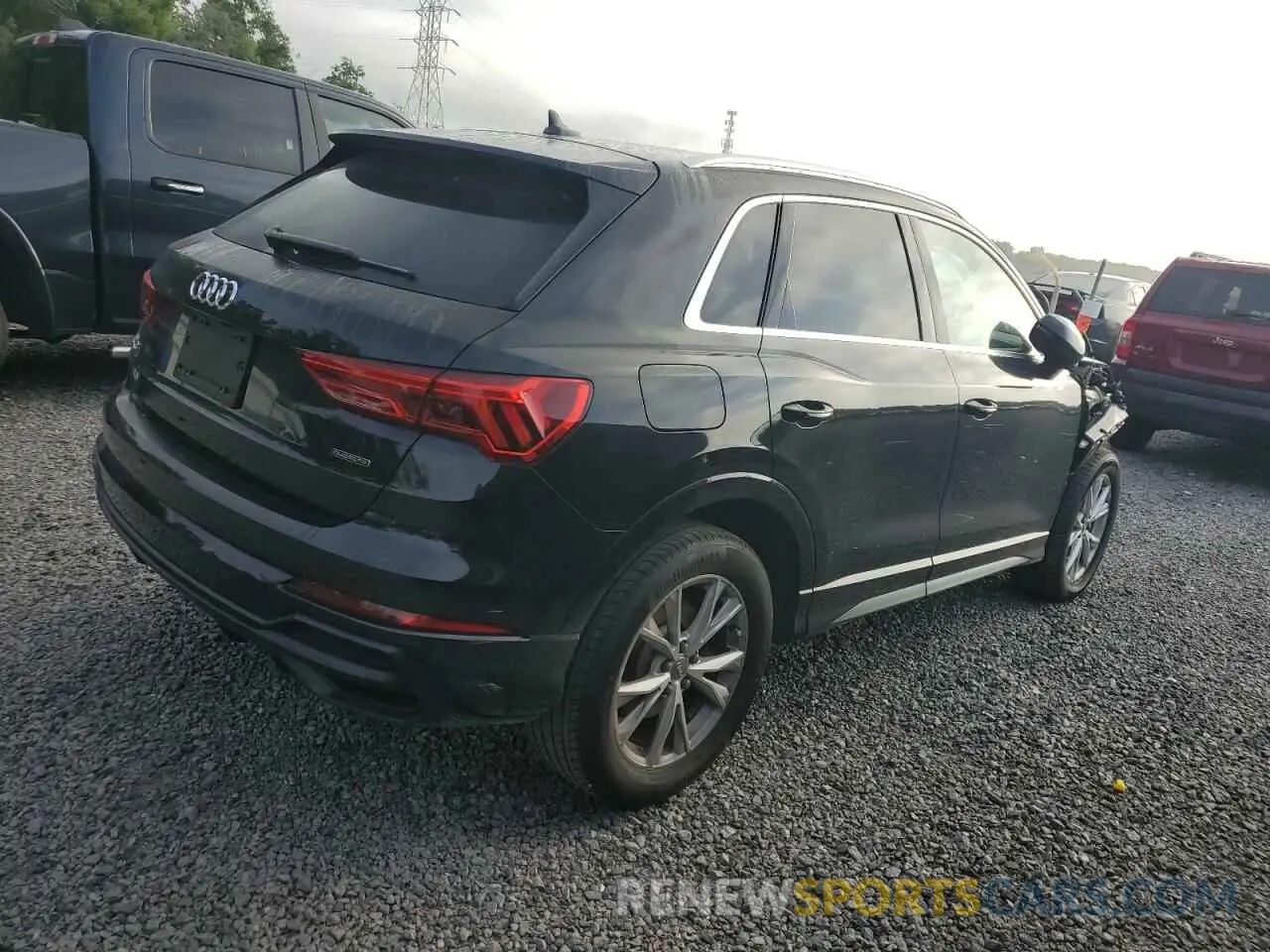 3 Photograph of a damaged car WA1DECF31M1014280 AUDI Q3 2021
