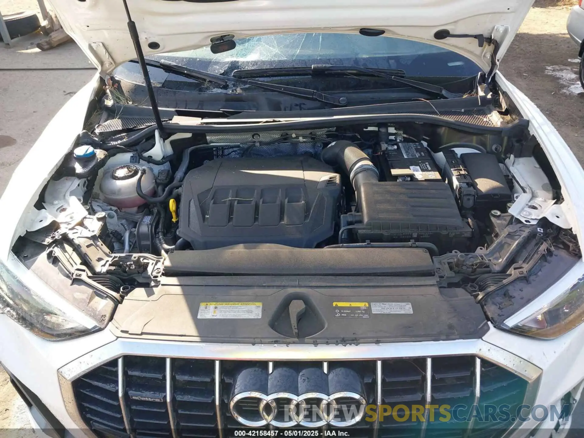 10 Photograph of a damaged car WA1DECF31M1037901 AUDI Q3 2021