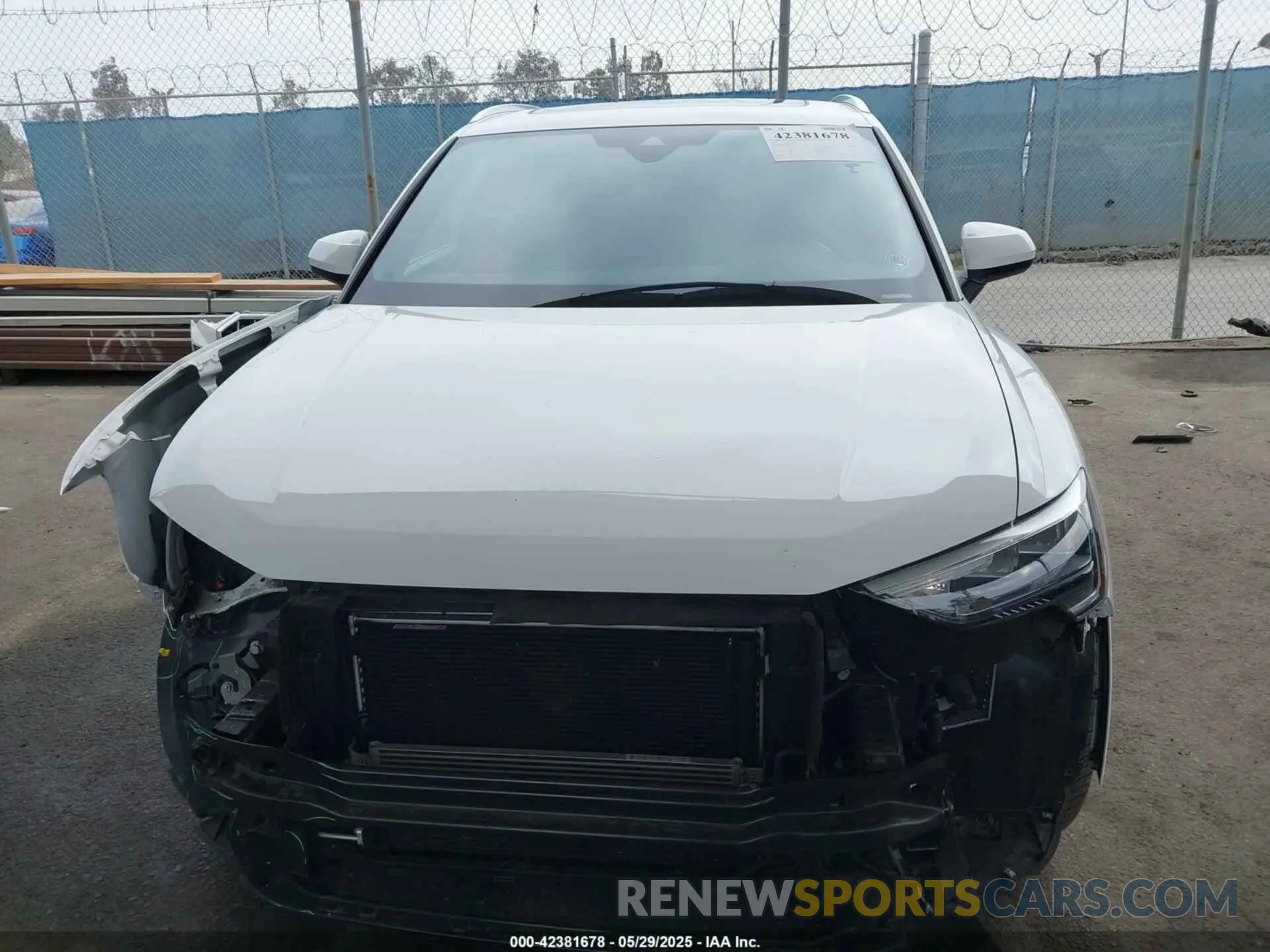 13 Фотография поврежденного автомобиля WA1DECF31M1074155 AUDI Q3 2021
