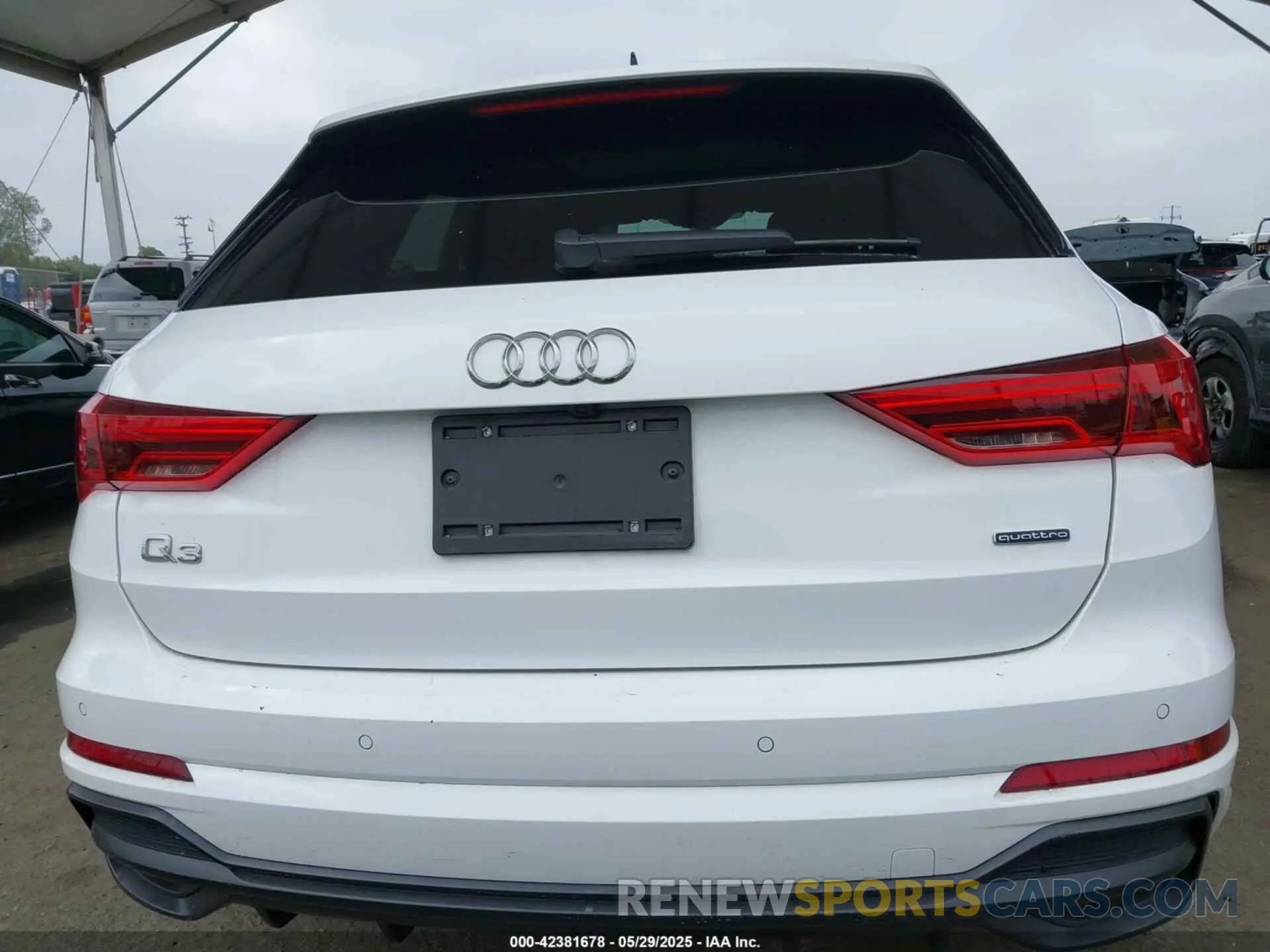 17 Фотография поврежденного автомобиля WA1DECF31M1074155 AUDI Q3 2021