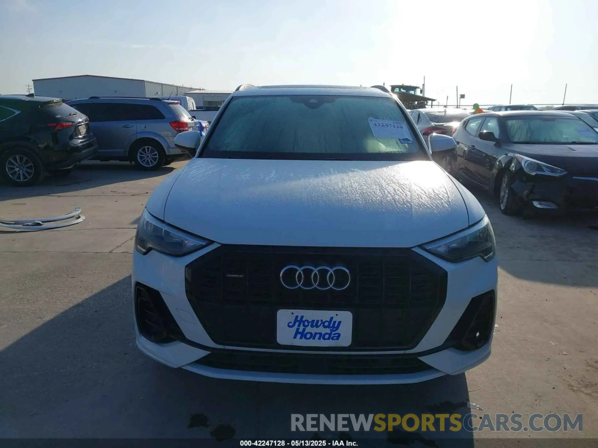 12 Фотография поврежденного автомобиля WA1DECF35M1063868 AUDI Q3 2021
