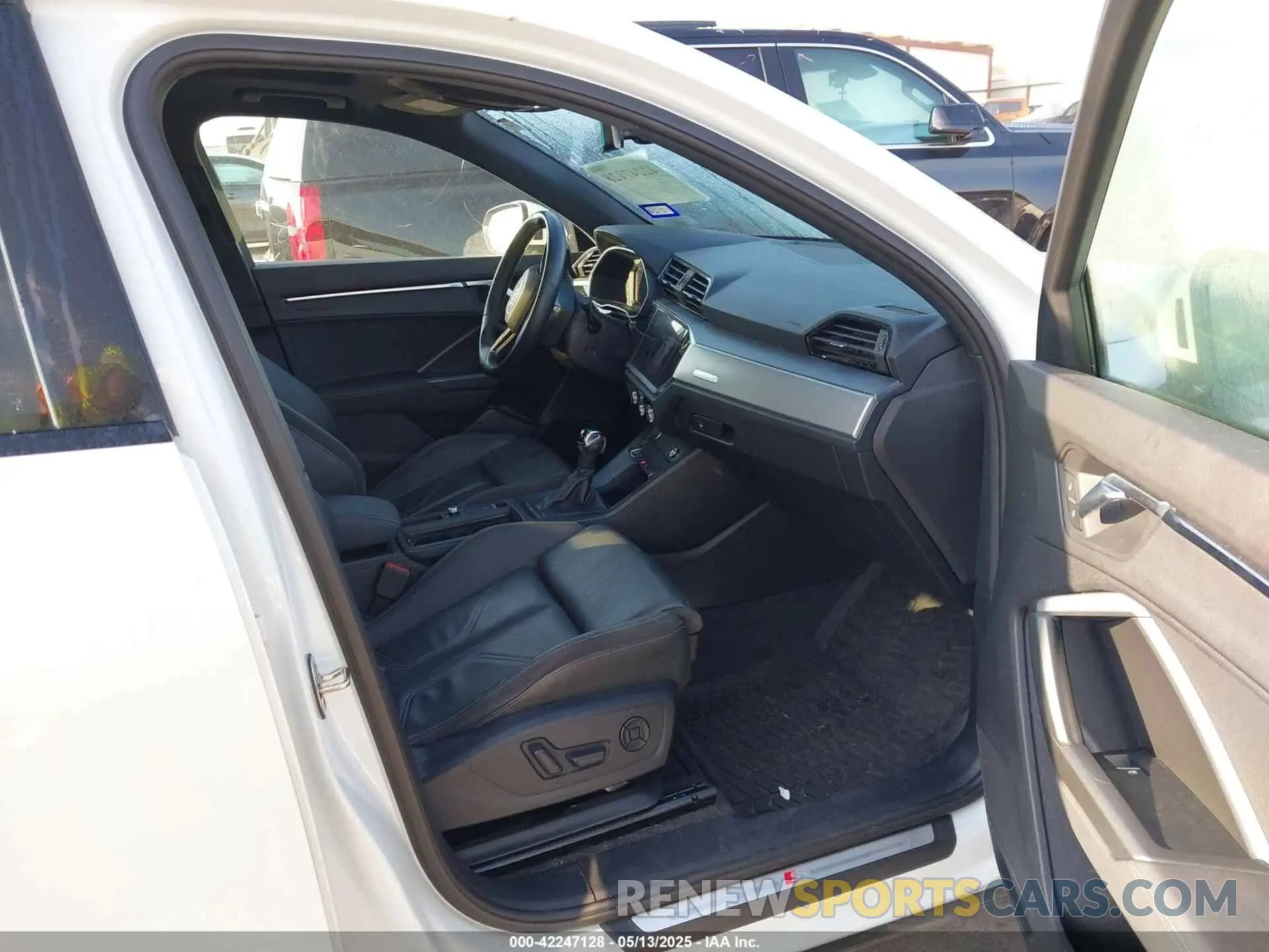 5 Фотография поврежденного автомобиля WA1DECF35M1063868 AUDI Q3 2021
