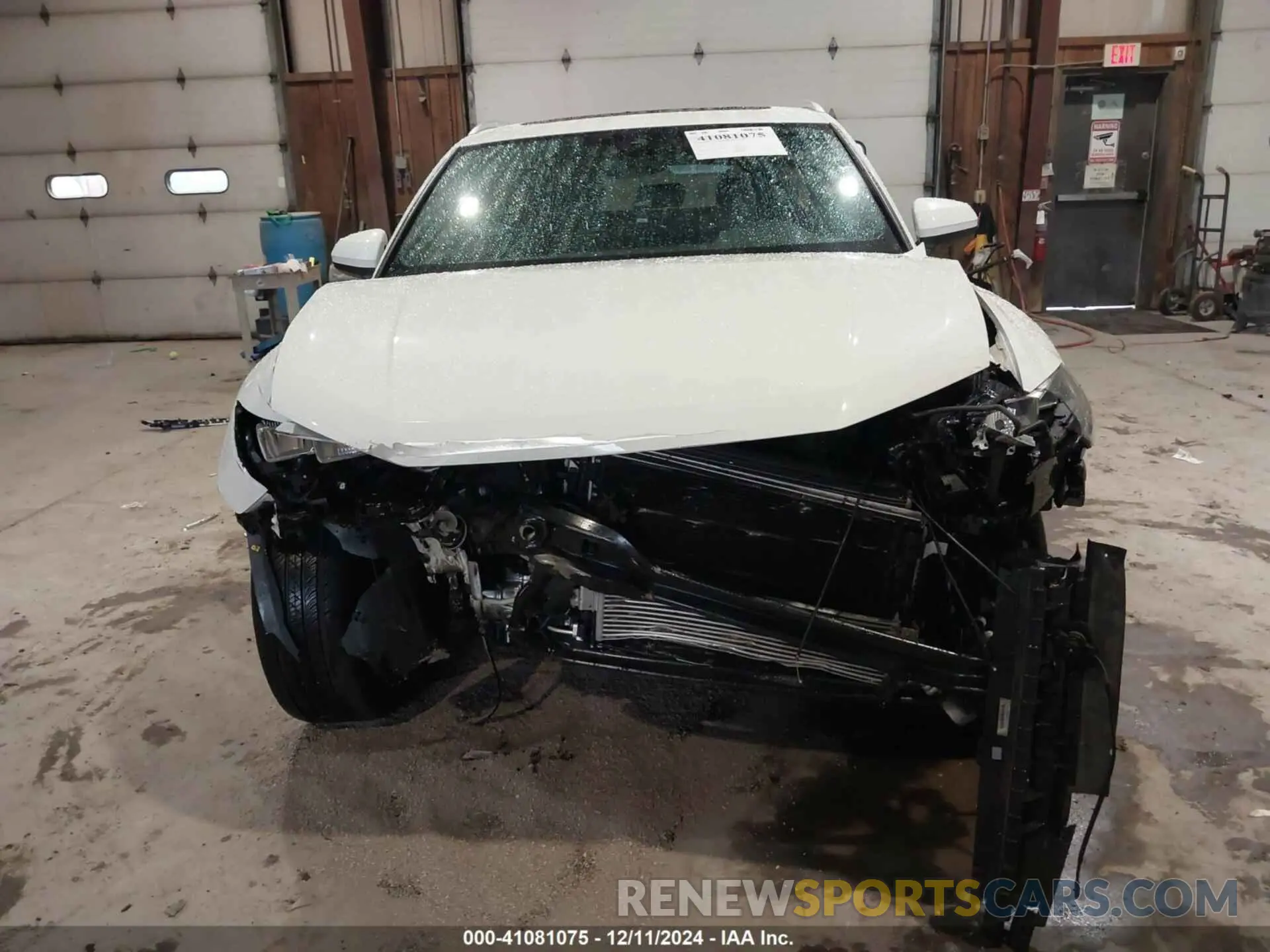 13 Photograph of a damaged car WA1DECF36M1021600 AUDI Q3 2021