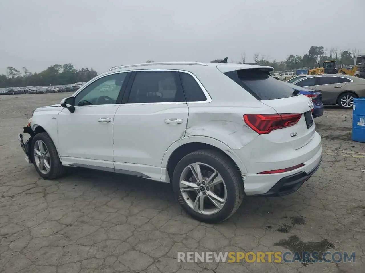 2 Photograph of a damaged car WA1DECF37M1079067 AUDI Q3 2021
