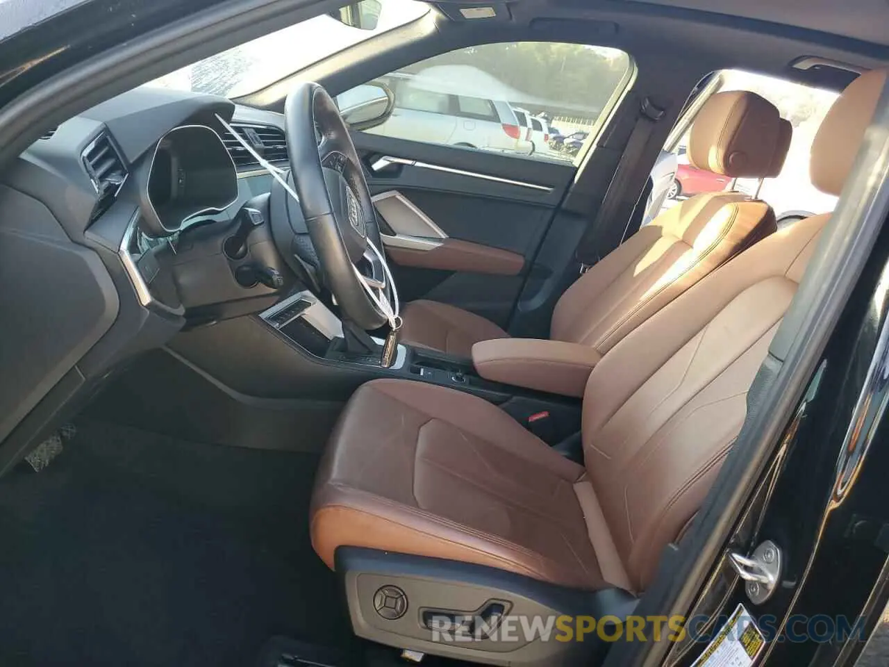 7 Фотография поврежденного автомобиля WA1DECF38M1142645 AUDI Q3 2021