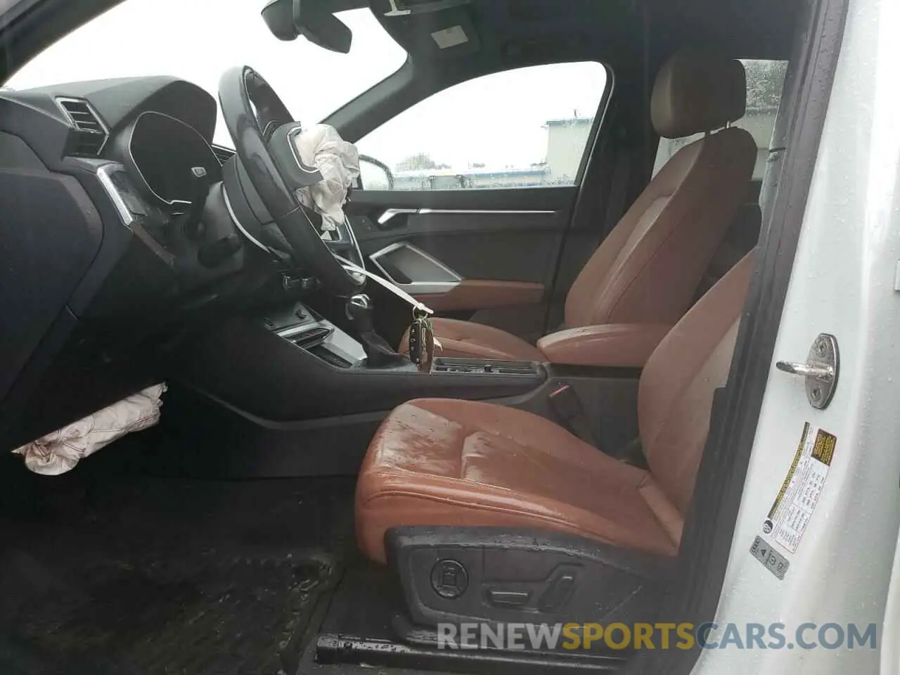 7 Фотография поврежденного автомобиля WA1DECF39M1035653 AUDI Q3 2021