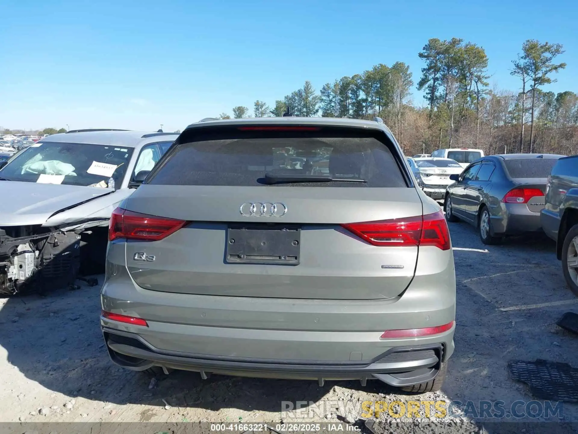 15 Фотография поврежденного автомобиля WA1DECF39M1039802 AUDI Q3 2021