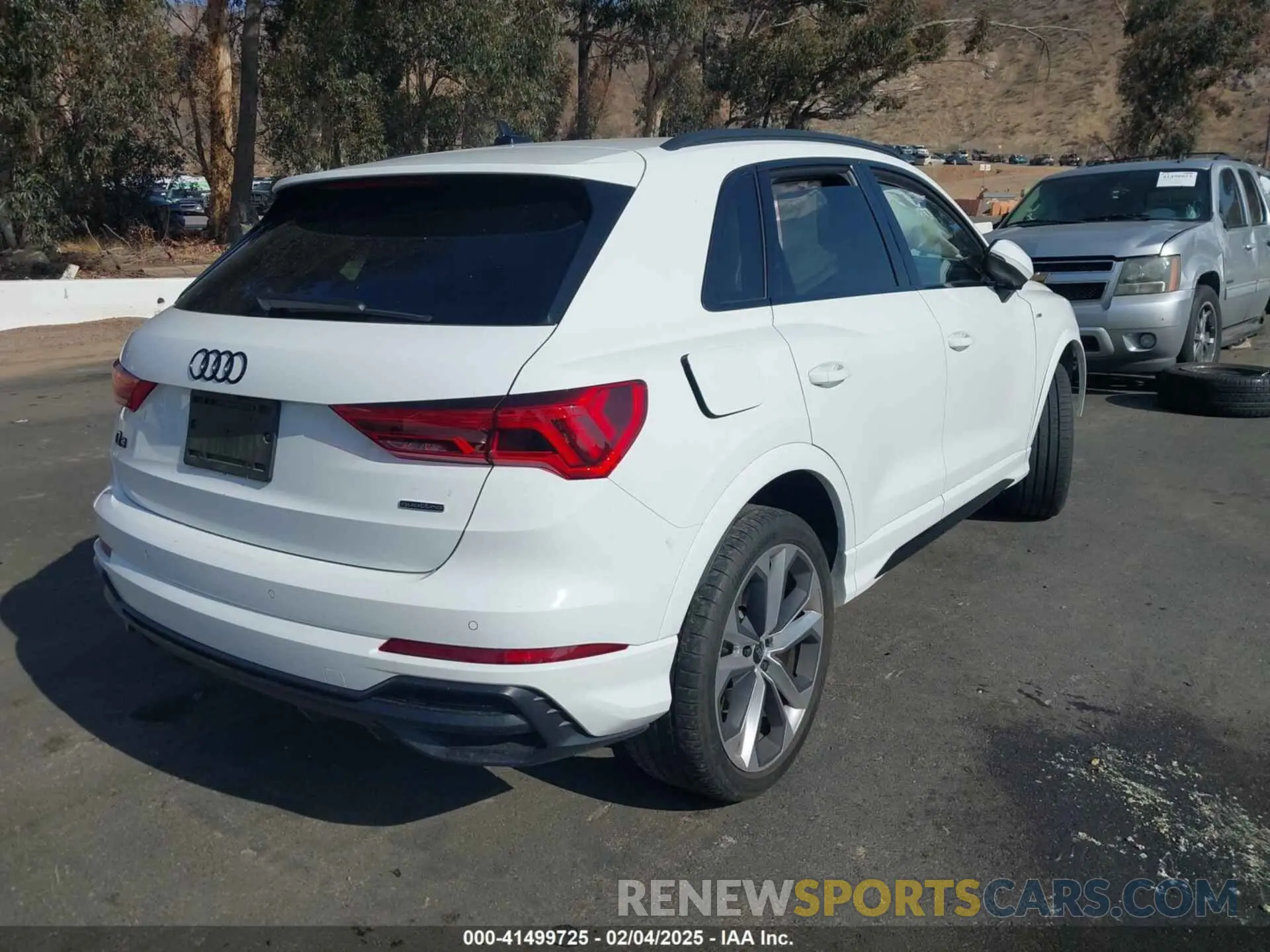 4 Фотография поврежденного автомобиля WA1DECF39M1143545 AUDI Q3 2021