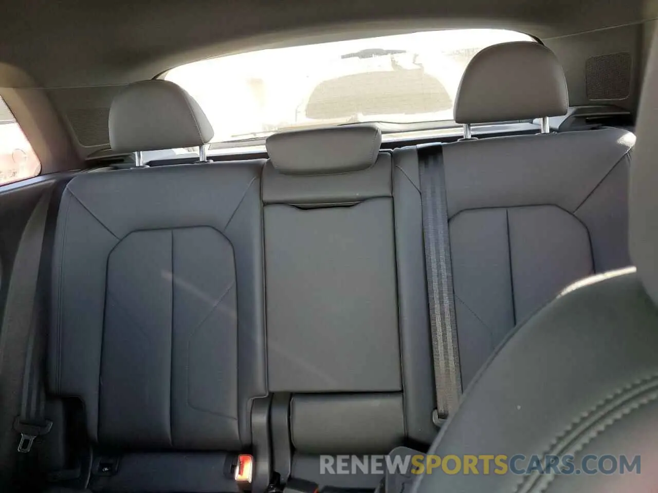 10 Фотография поврежденного автомобиля WA1DECF3XM1010485 AUDI Q3 2021