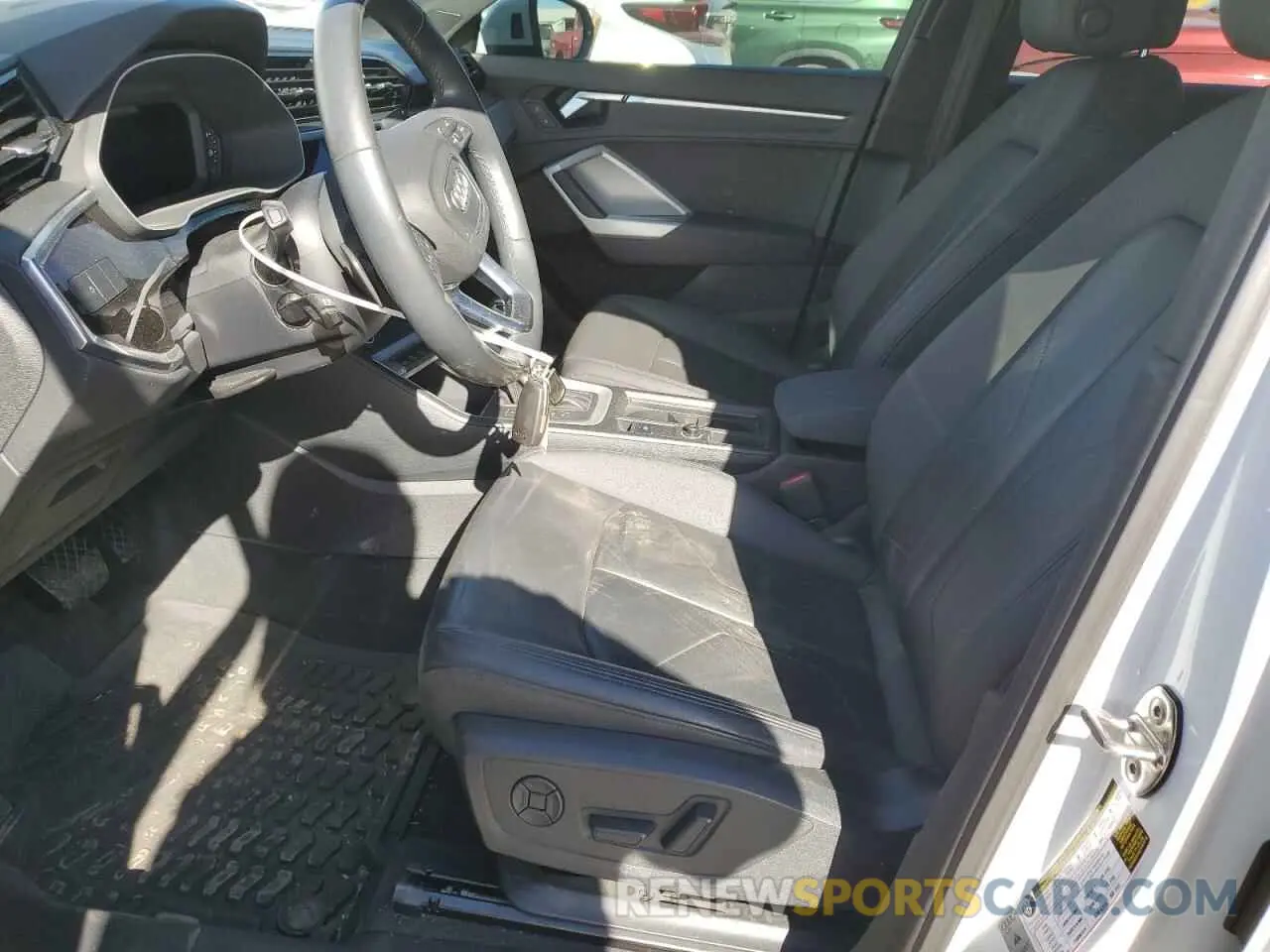 7 Фотография поврежденного автомобиля WA1DECF3XM1010485 AUDI Q3 2021