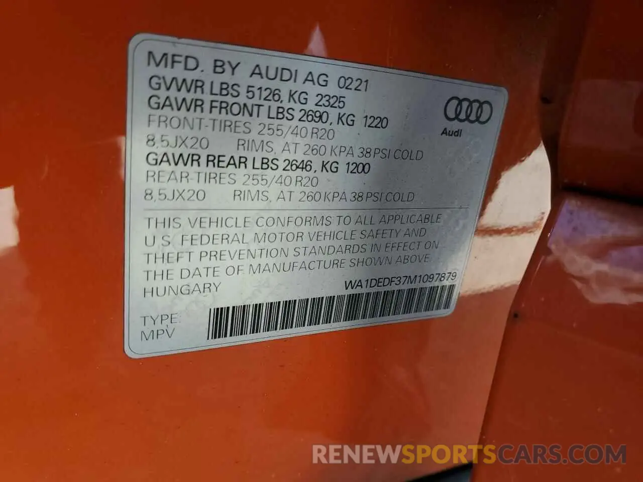 13 Photograph of a damaged car WA1DEDF37M1097879 AUDI Q3 2021