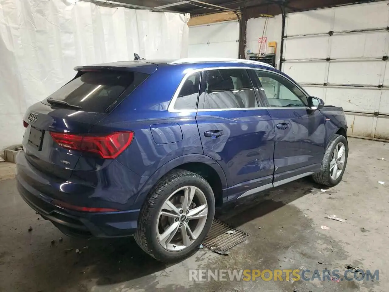 3 Photograph of a damaged car WA1EECF30M1051020 AUDI Q3 2021