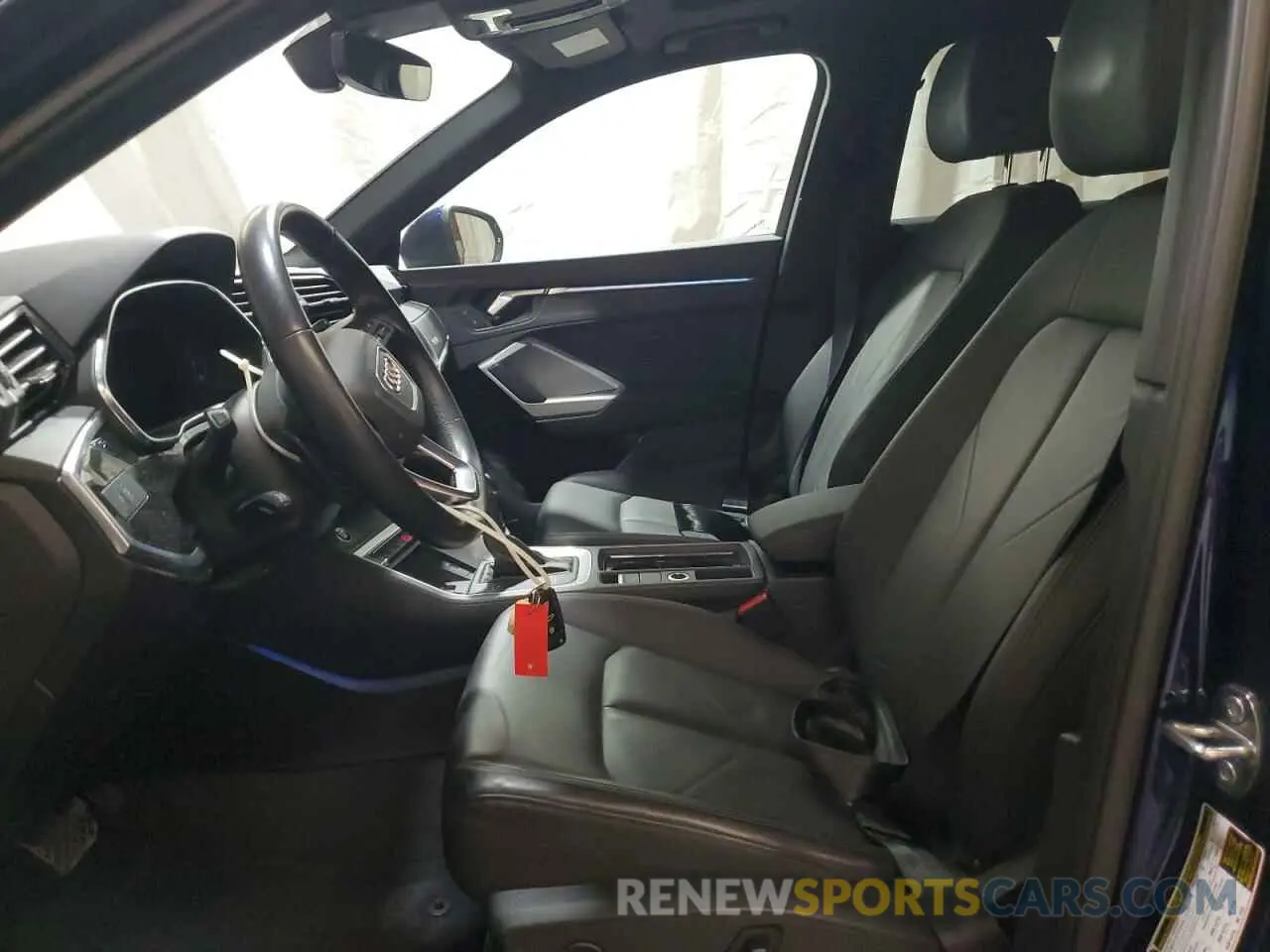7 Photograph of a damaged car WA1EECF30M1051020 AUDI Q3 2021