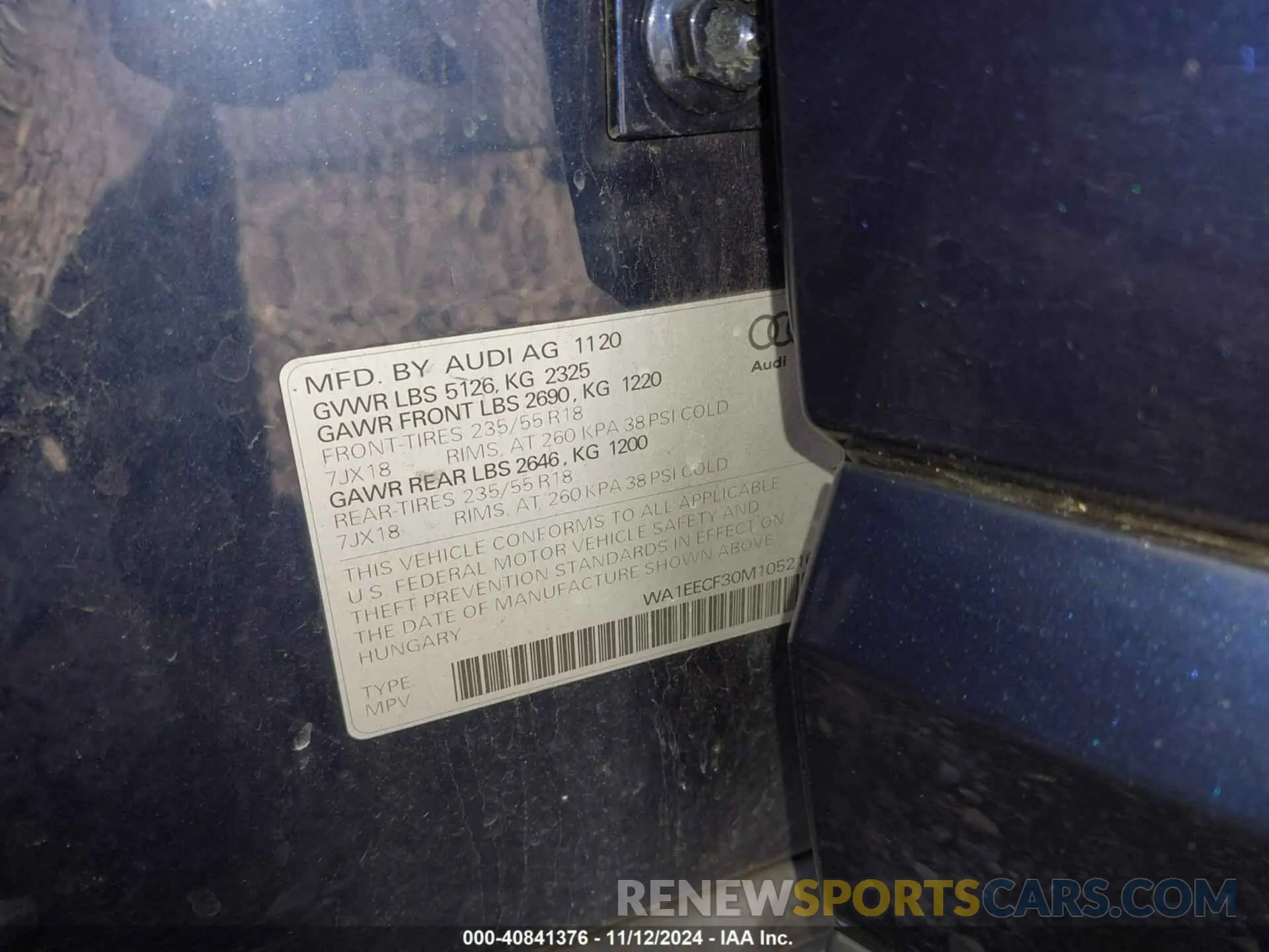 9 Photograph of a damaged car WA1EECF30M1052166 AUDI Q3 2021