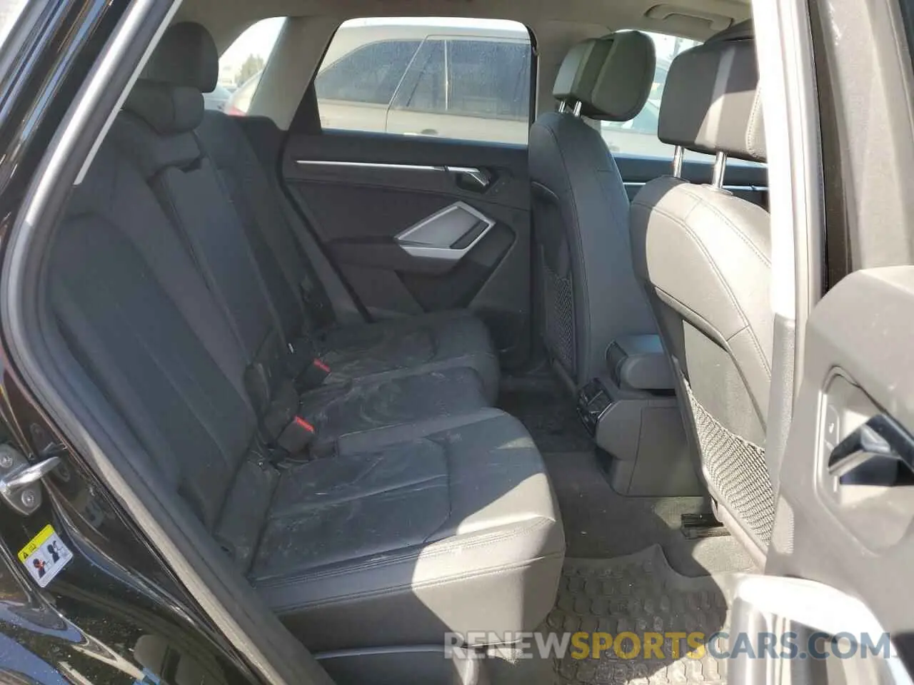 11 Фотография поврежденного автомобиля WA1EECF30M1117484 AUDI Q3 2021