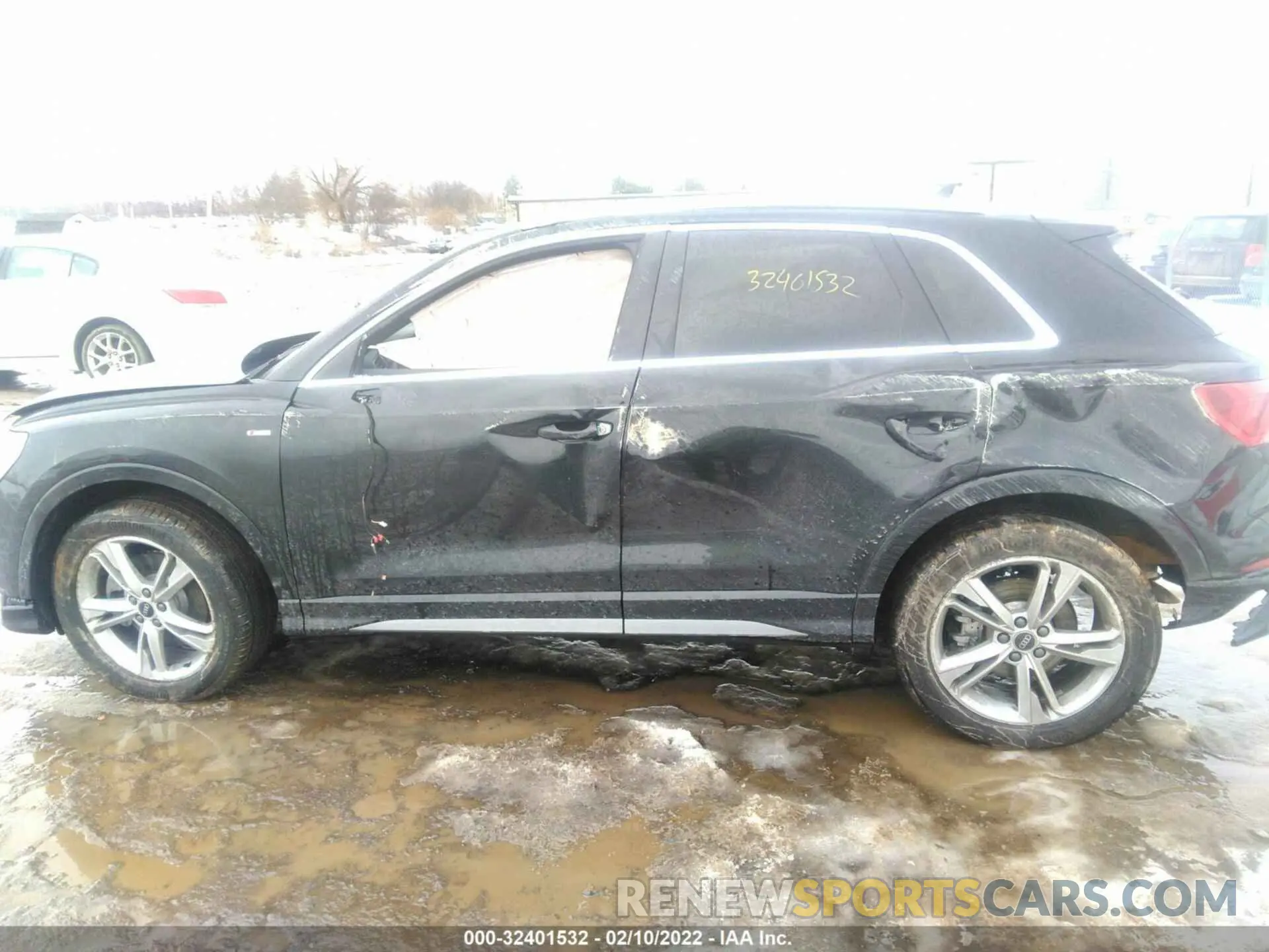 12 Фотография поврежденного автомобиля WA1EECF31M1019810 AUDI Q3 2021