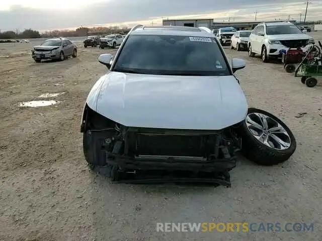 11 Photograph of a damaged car WA1EECF31M1099867 AUDI Q3 2021