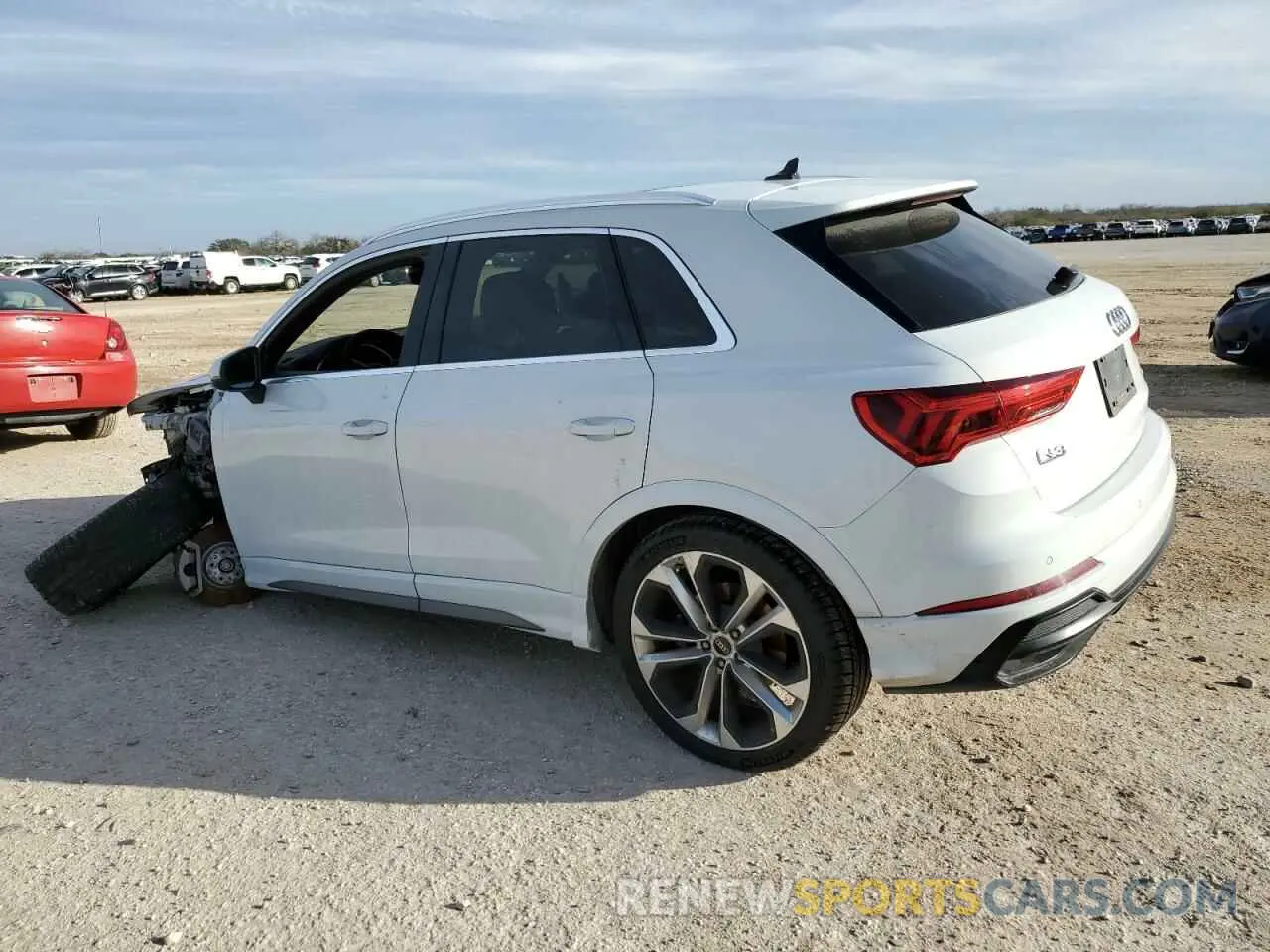 2 Photograph of a damaged car WA1EECF31M1099867 AUDI Q3 2021