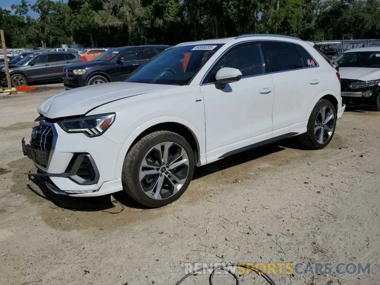 1 Photograph of a damaged car WA1EECF31M1117218 AUDI Q3 2021