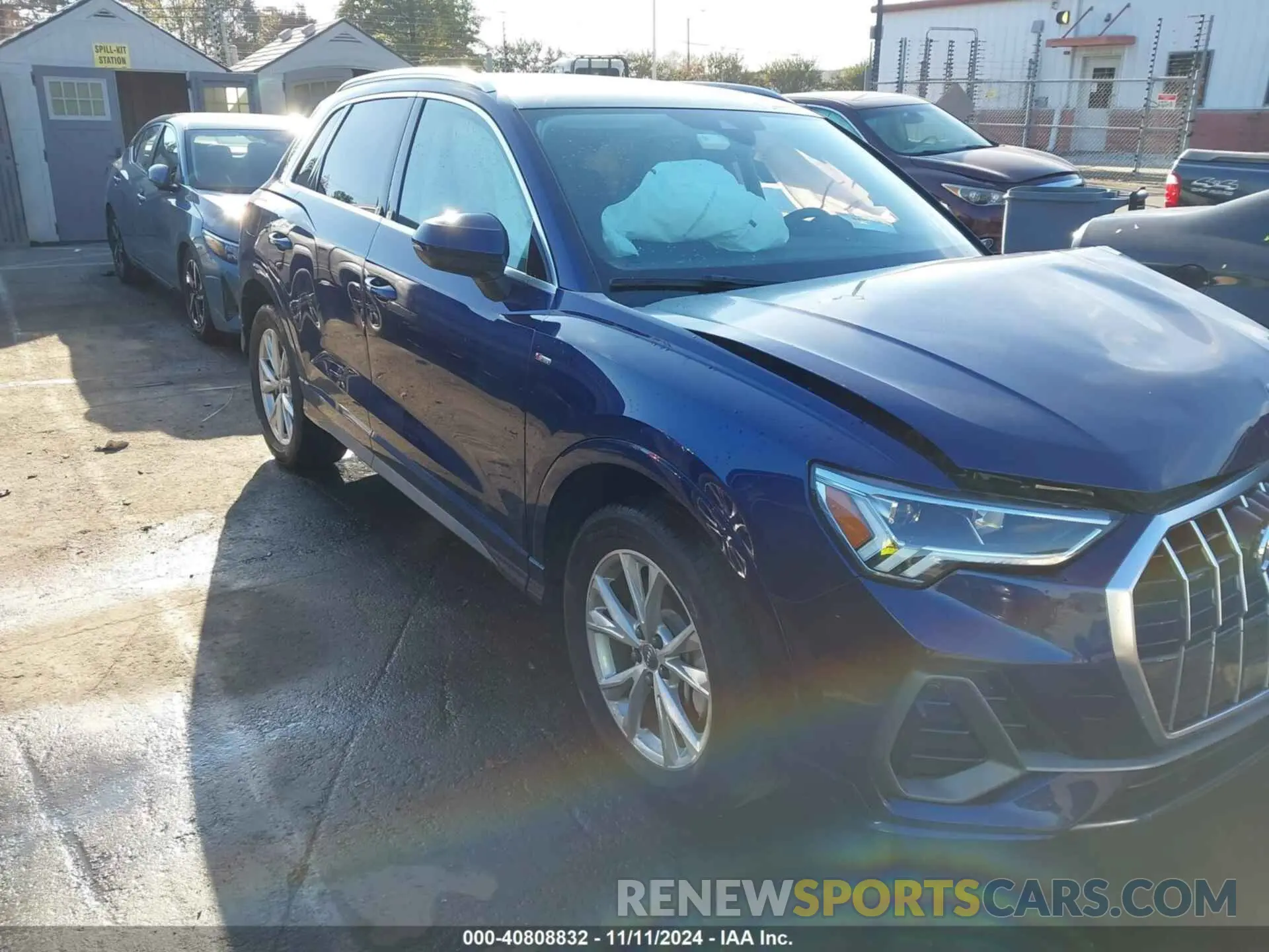 1 Photograph of a damaged car WA1EECF32M1003826 AUDI Q3 2021