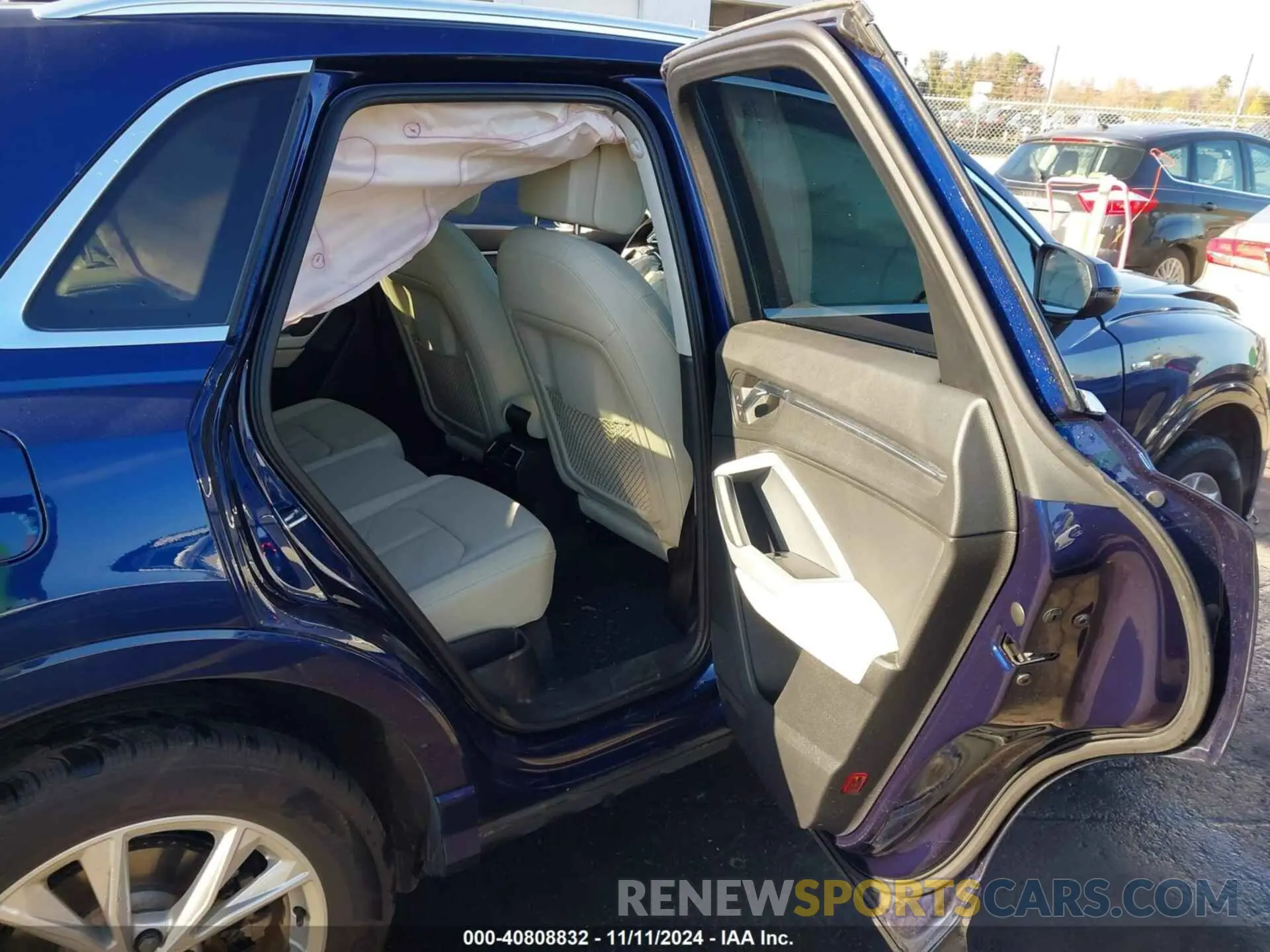 8 Photograph of a damaged car WA1EECF32M1003826 AUDI Q3 2021