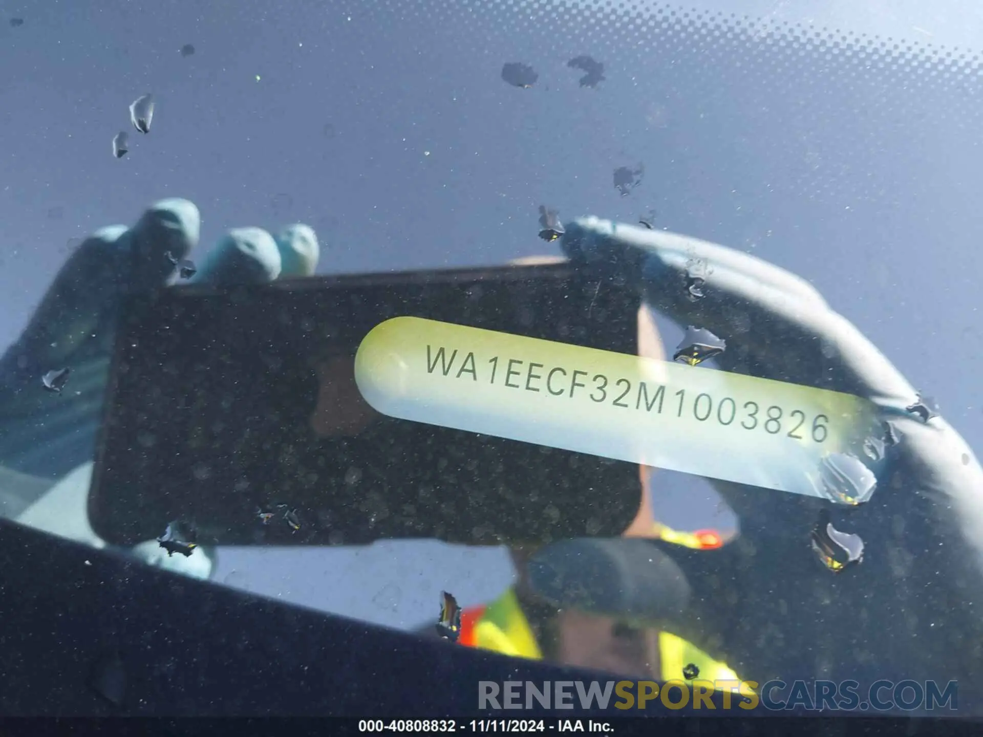 9 Photograph of a damaged car WA1EECF32M1003826 AUDI Q3 2021