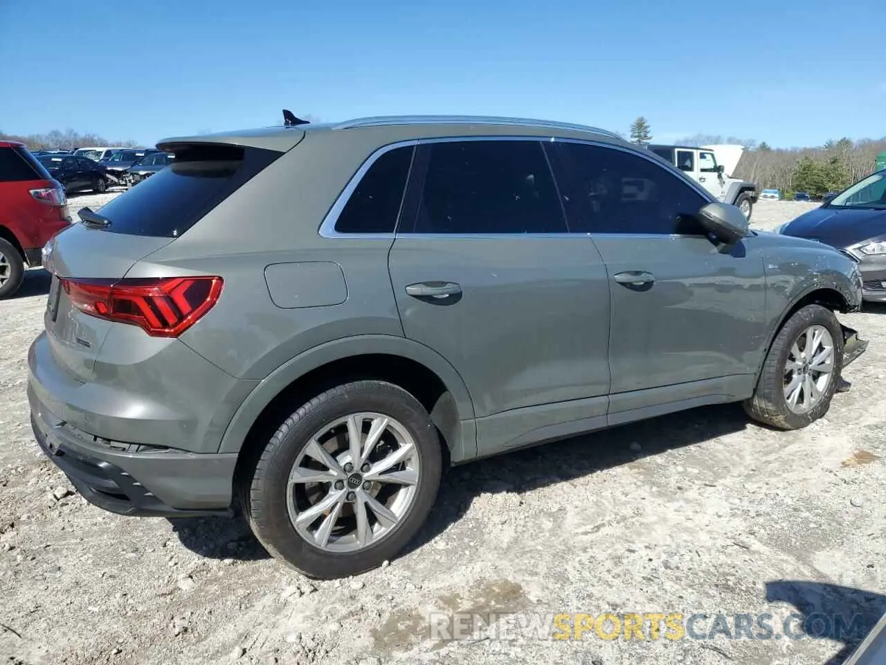 3 Фотография поврежденного автомобиля WA1EECF35M1056004 AUDI Q3 2021