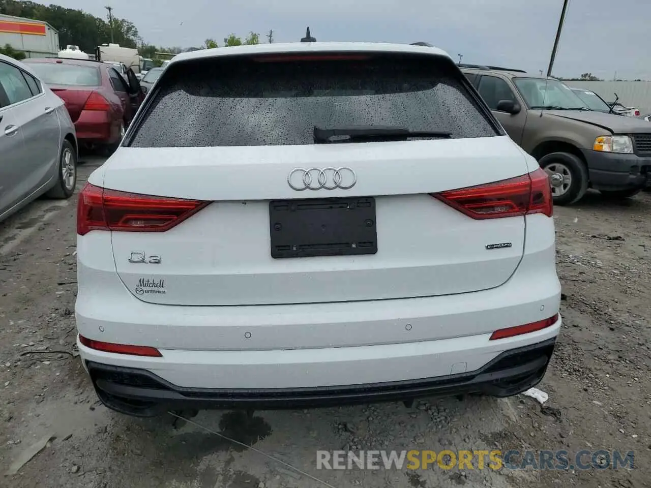 6 Photograph of a damaged car WA1EECF35M1151775 AUDI Q3 2021