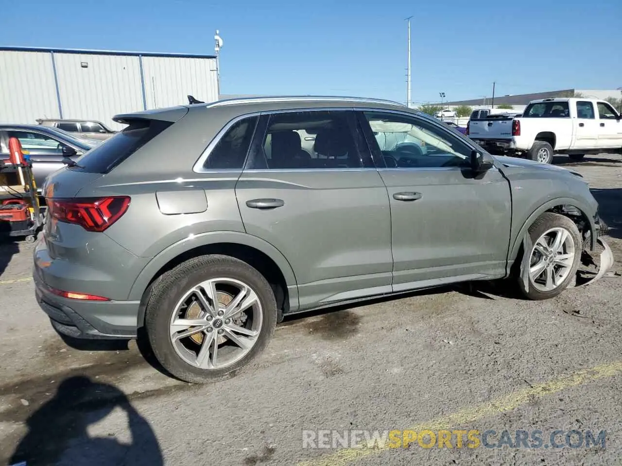 3 Фотография поврежденного автомобиля WA1EECF35M1153722 AUDI Q3 2021