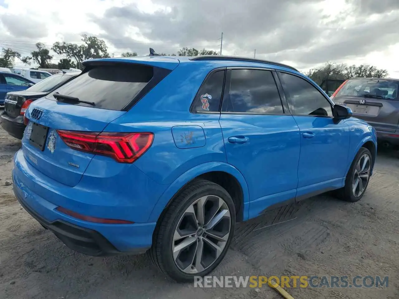 3 Фотография поврежденного автомобиля WA1EECF36M1148190 AUDI Q3 2021