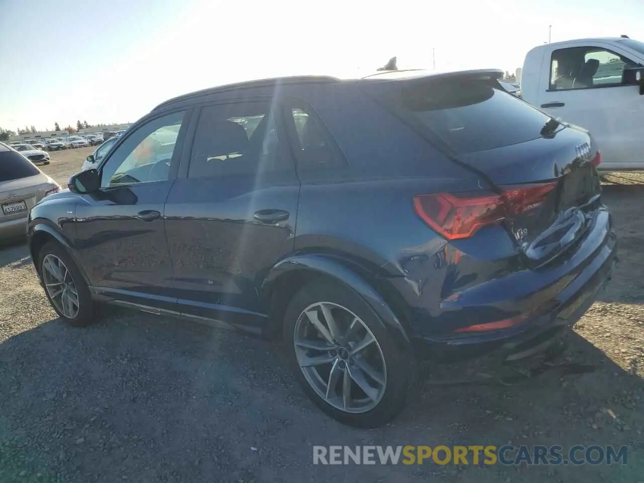 2 Фотография поврежденного автомобиля WA1EECF37M1055694 AUDI Q3 2021