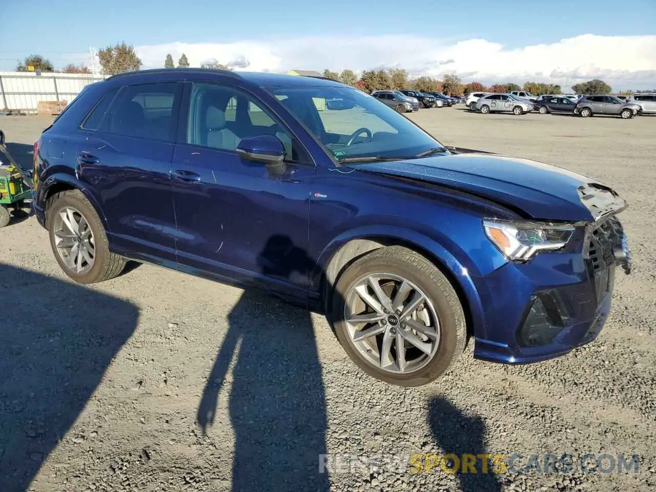 4 Фотография поврежденного автомобиля WA1EECF37M1055694 AUDI Q3 2021