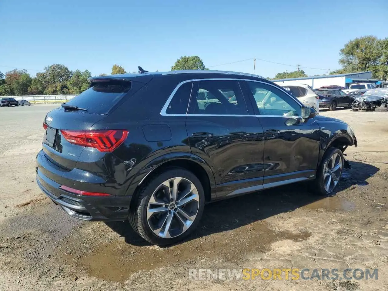 3 Фотография поврежденного автомобиля WA1EECF37M1114016 AUDI Q3 2021
