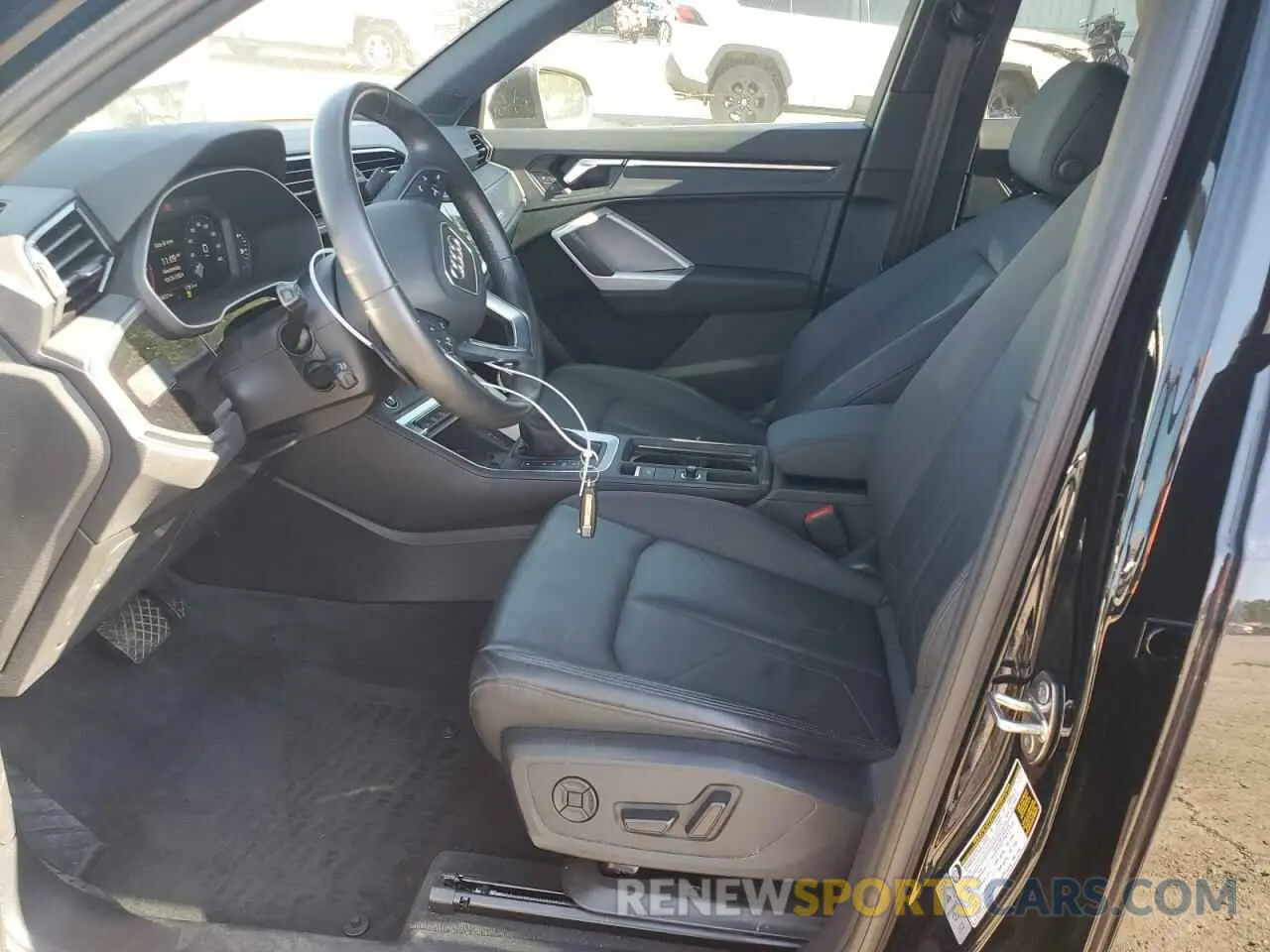 7 Фотография поврежденного автомобиля WA1EECF37M1114016 AUDI Q3 2021
