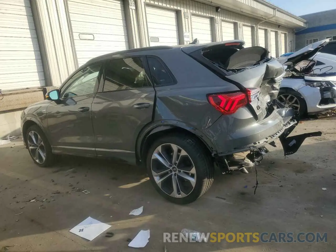2 Photograph of a damaged car WA1EECF37M1152426 AUDI Q3 2021