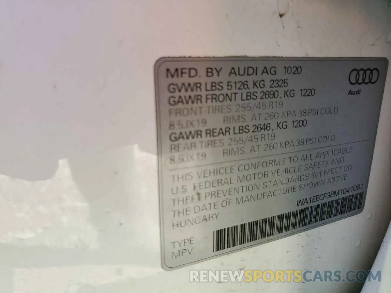 13 Photograph of a damaged car WA1EECF38M1041061 AUDI Q3 2021